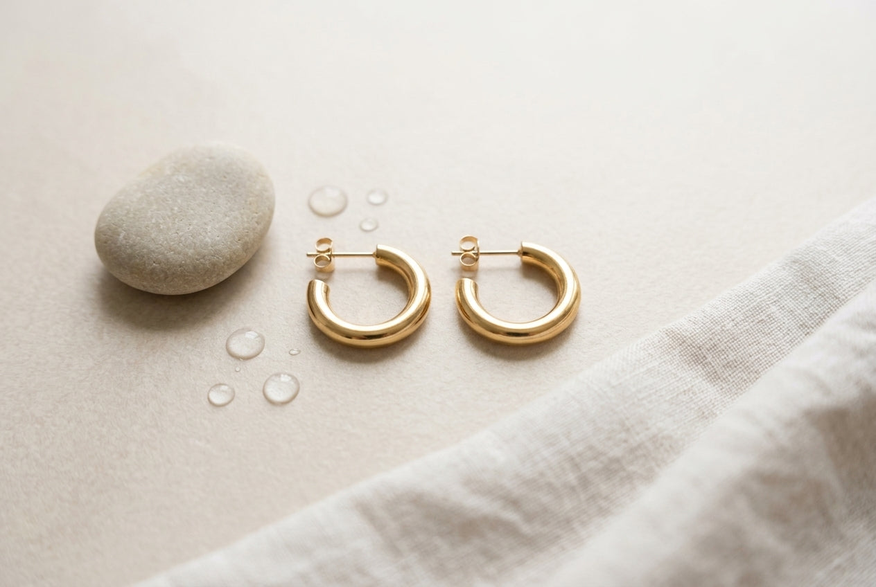 Small Gold Hoop Earrings: Dainty Everyday Guide