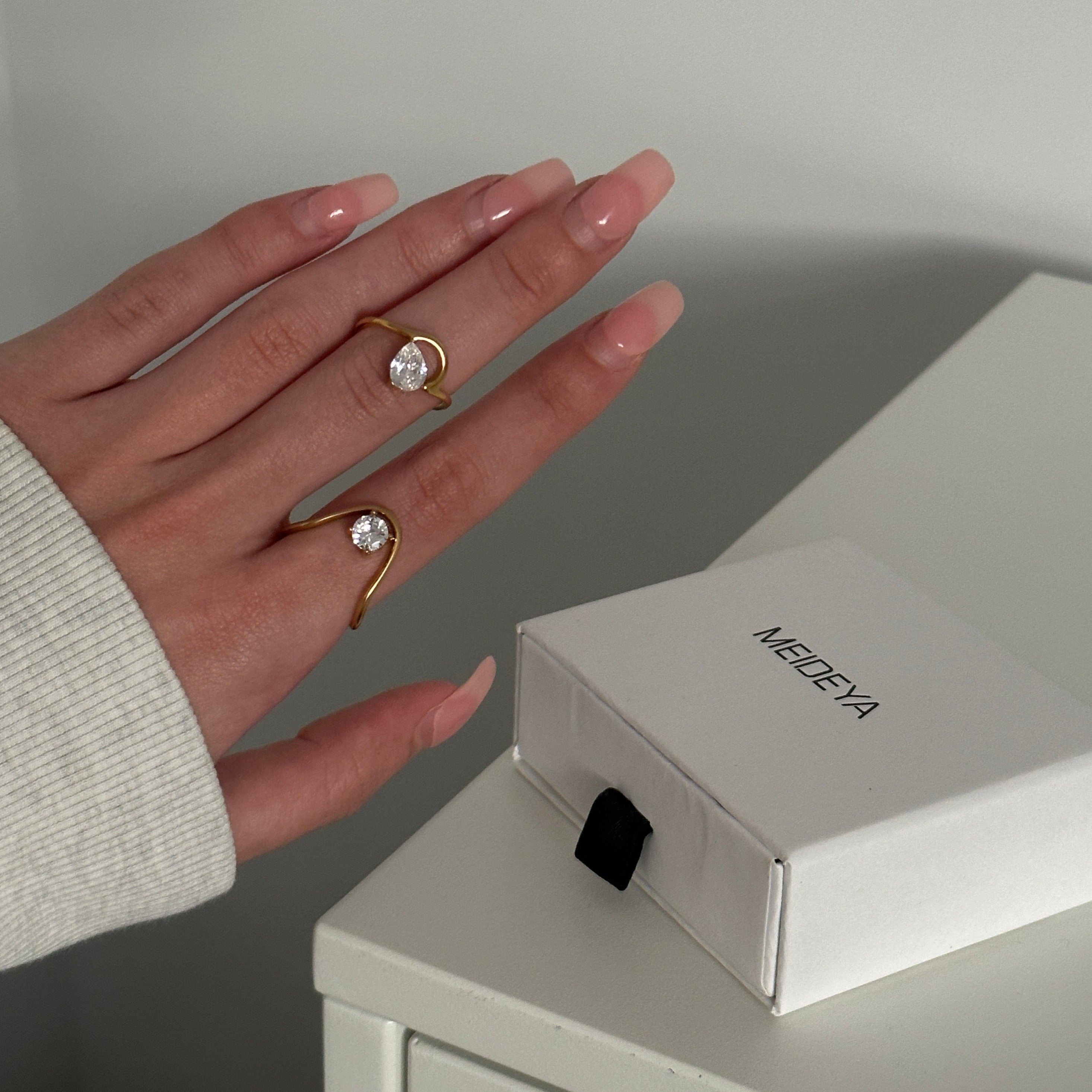 Meideya Jewelry Pear CZ Ring