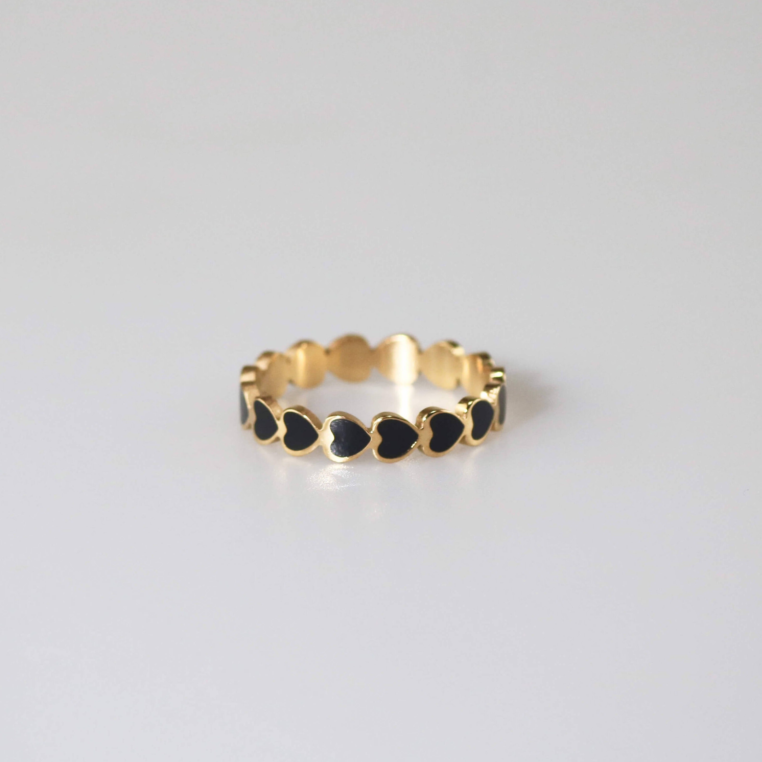 Meideya Jewelry Black Heart Band Ring