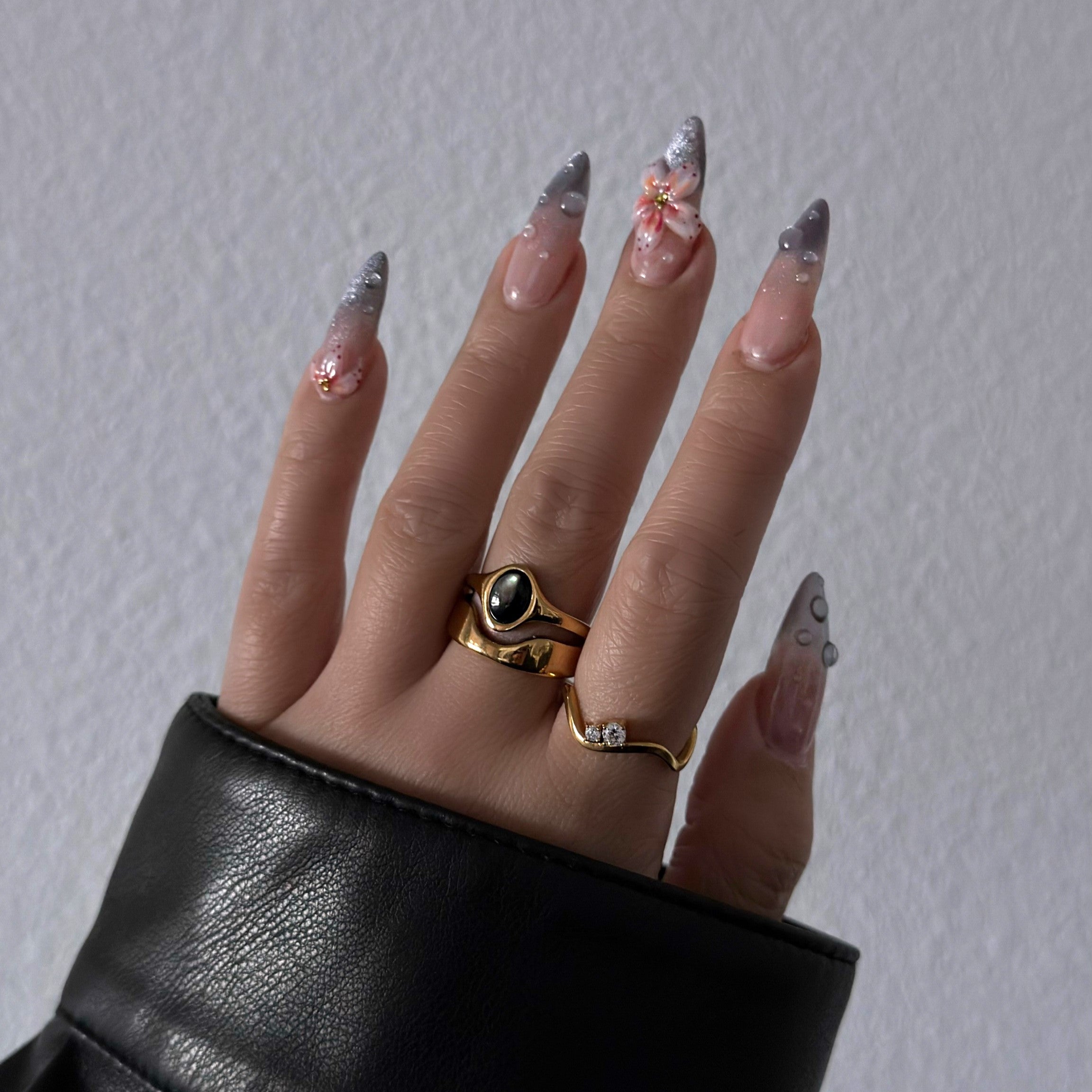 Delicate Sparkle Wave Ring