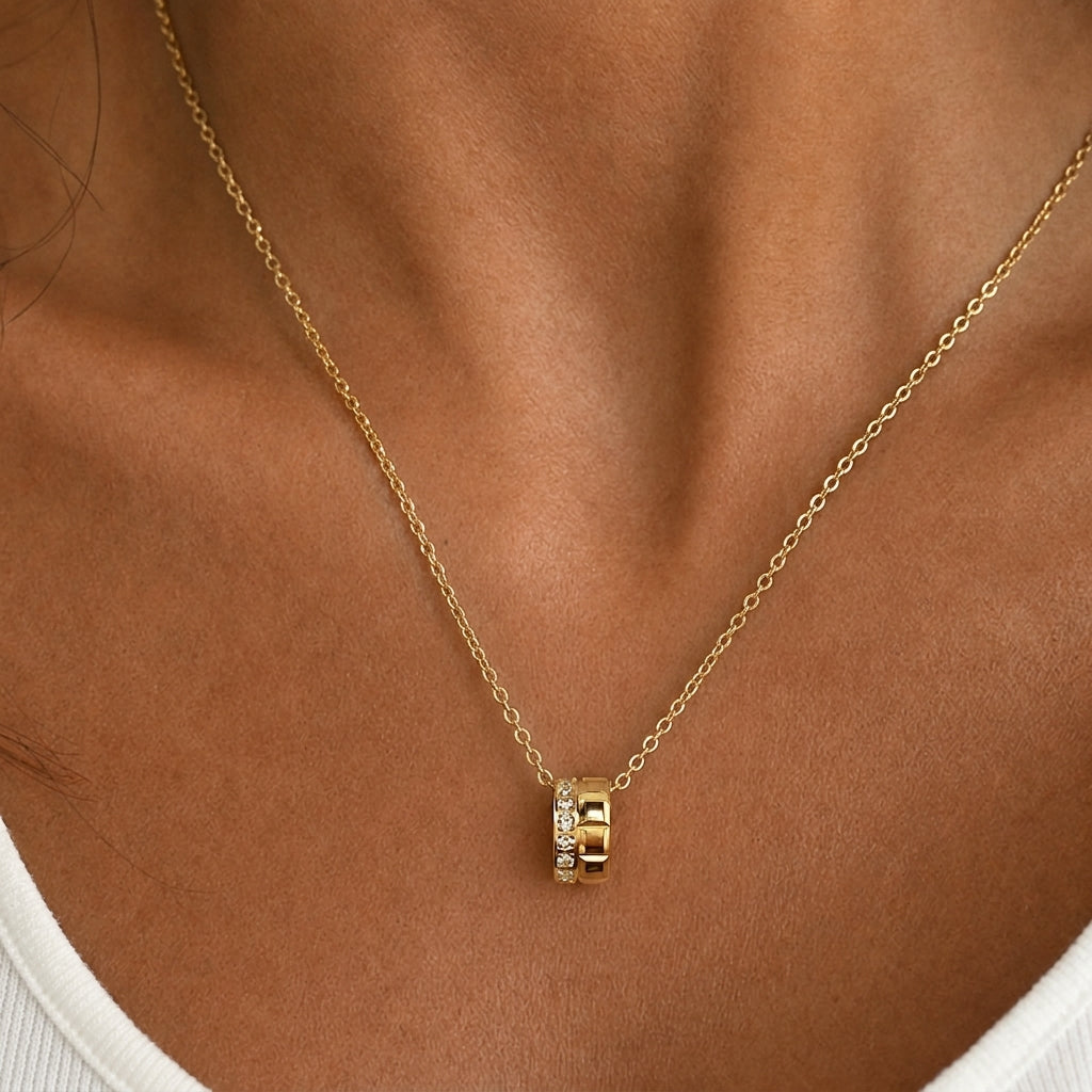 Fate Circle Necklace 2