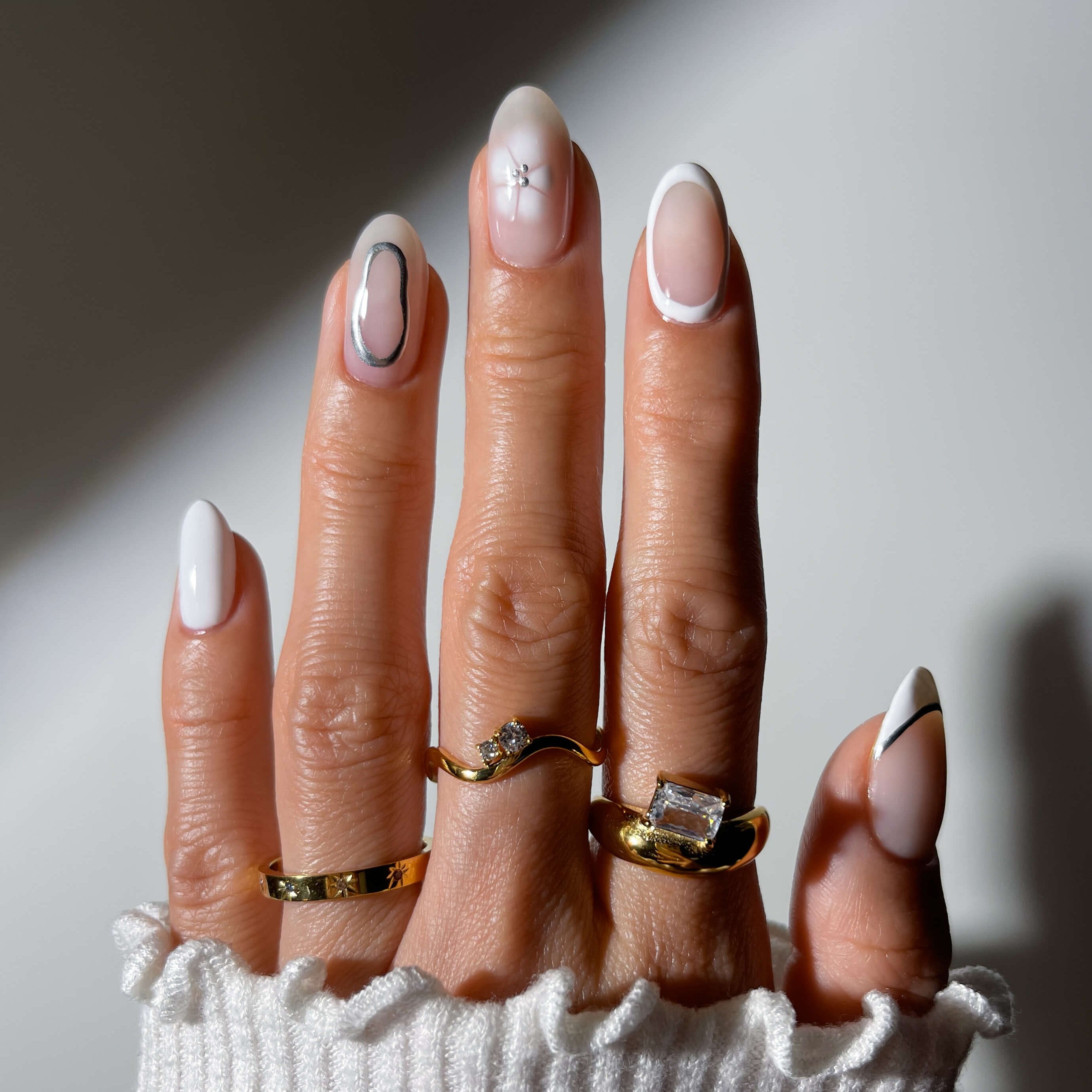 Delicate Sparkle Wave Ring