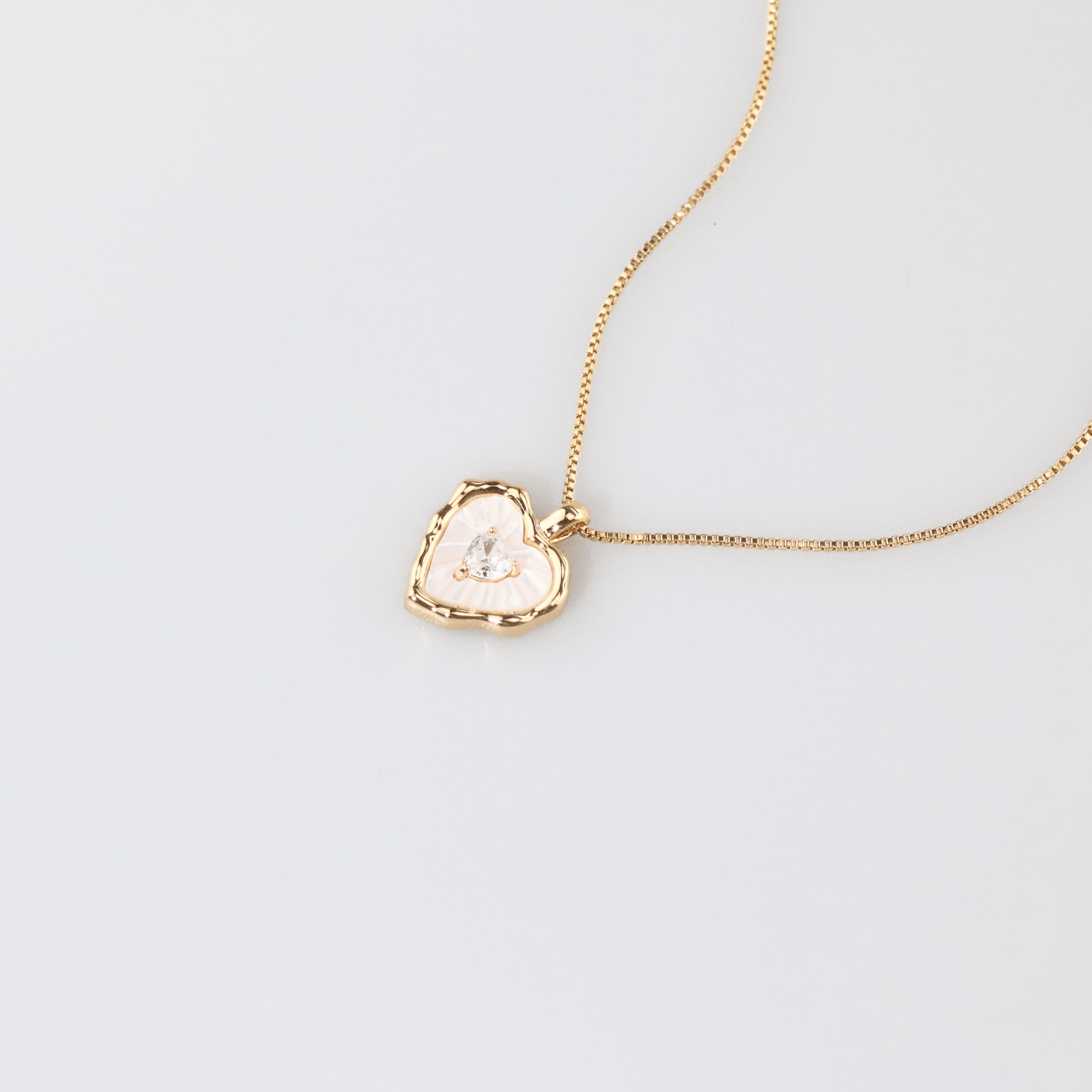 Mother of Pearl Heart-Necklace