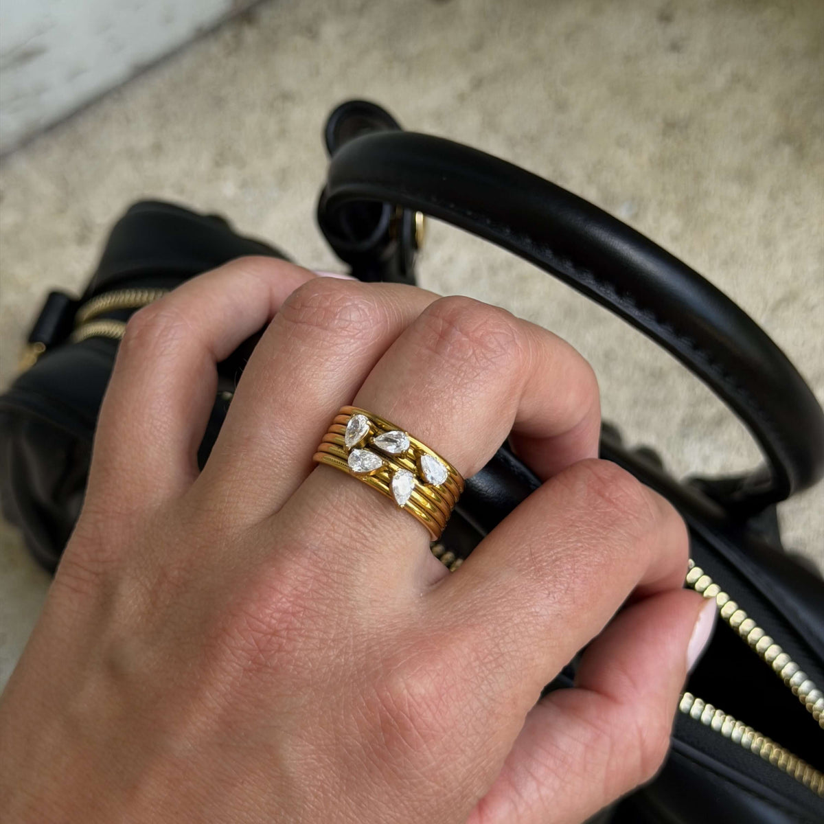 Pear_Cluster_Ring