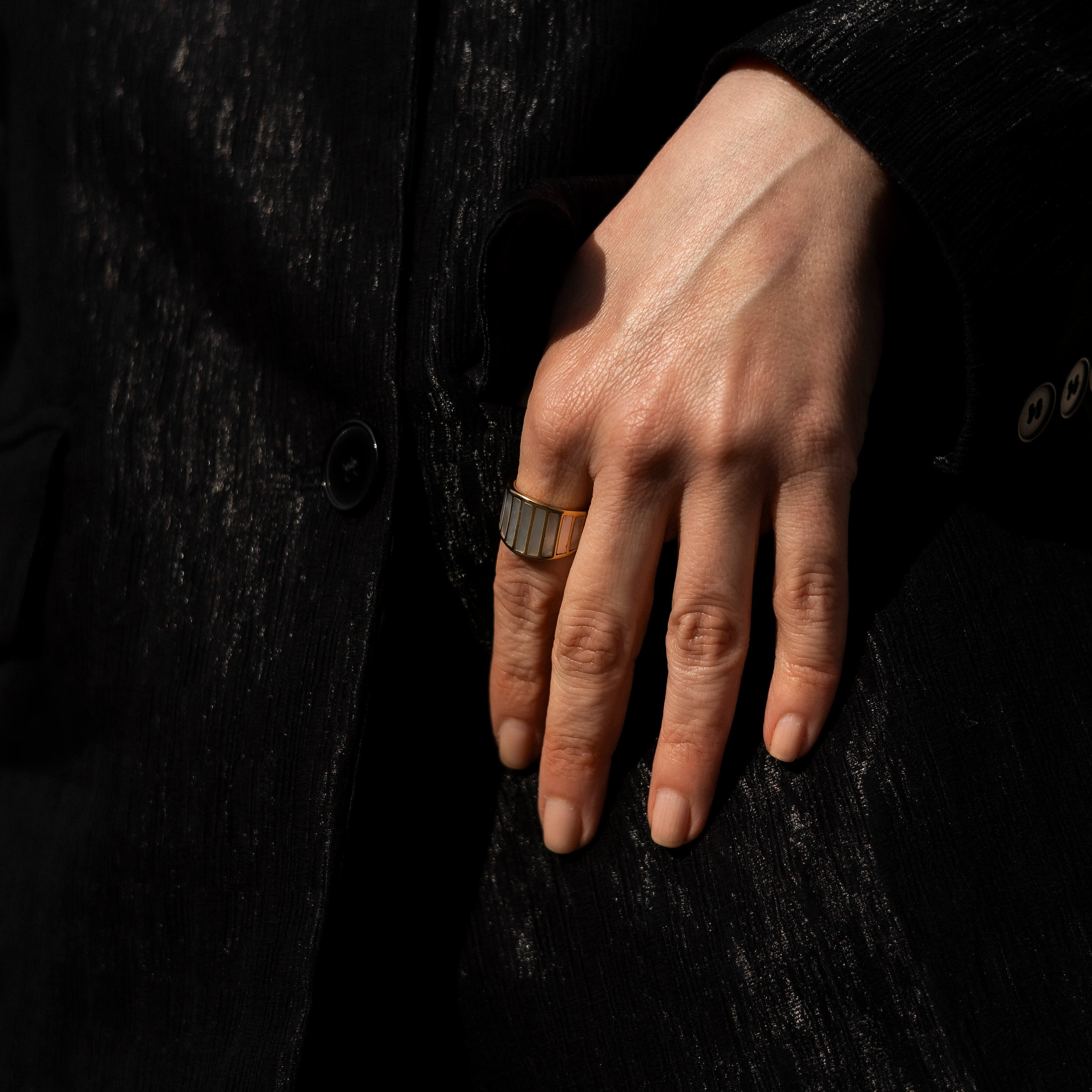 meideya jewelry striped mother of pearl ring gold