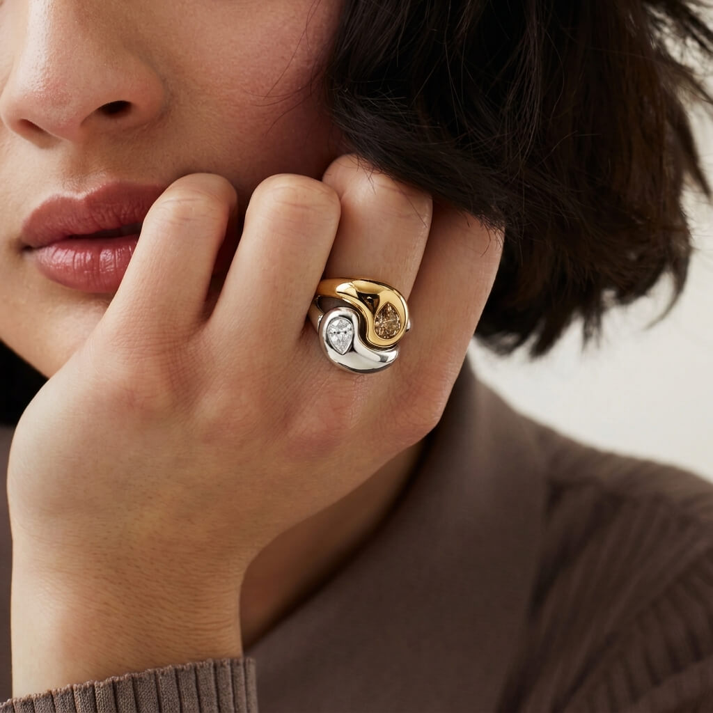 Two-Tone_Pear_Ring