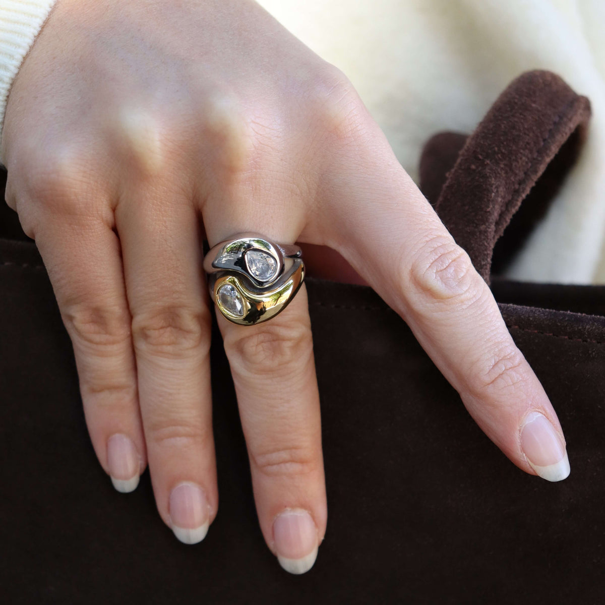 Two-Tone_Pear_Ring