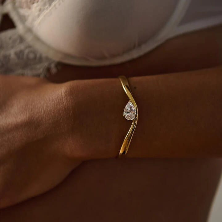 Wavy Pear Cuff