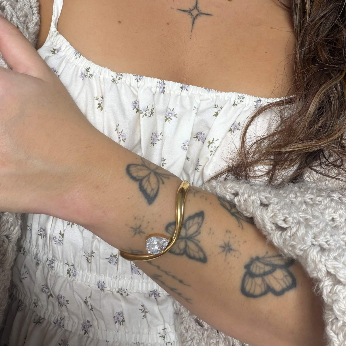 Wavy_Pear_Cuff