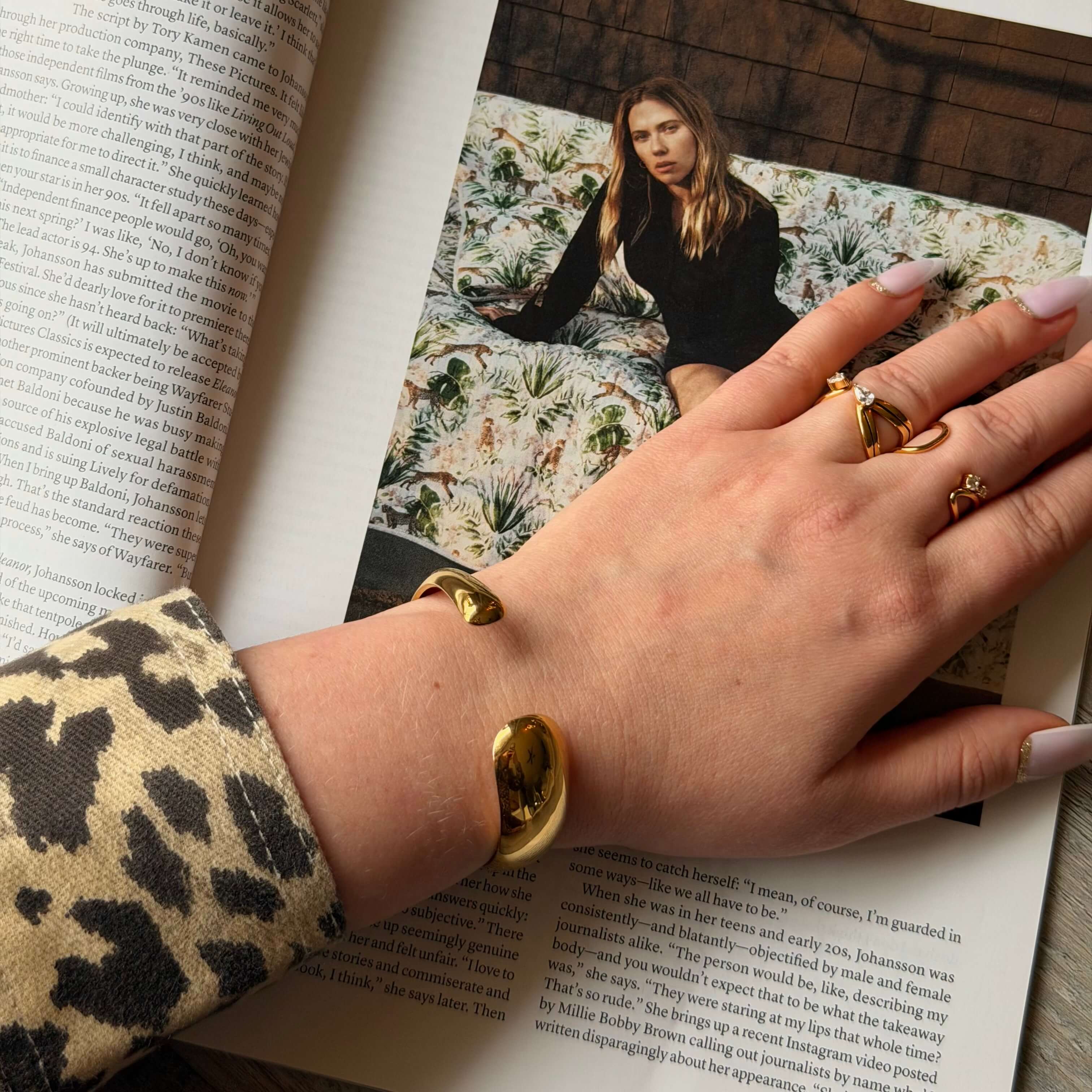 Vera Curve Twin Ring