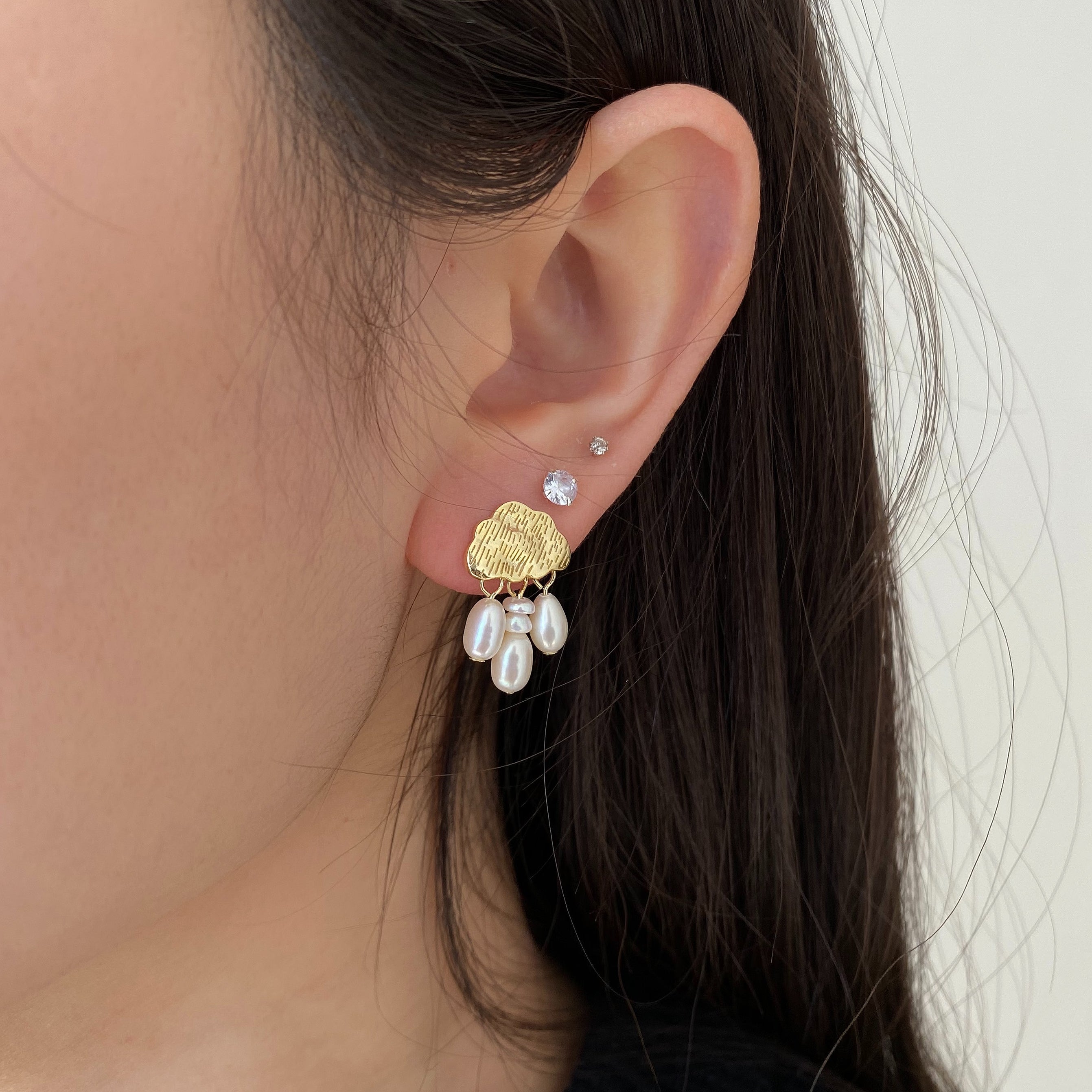 Meideya Jewelry Cloud and Rain Drop Earrings