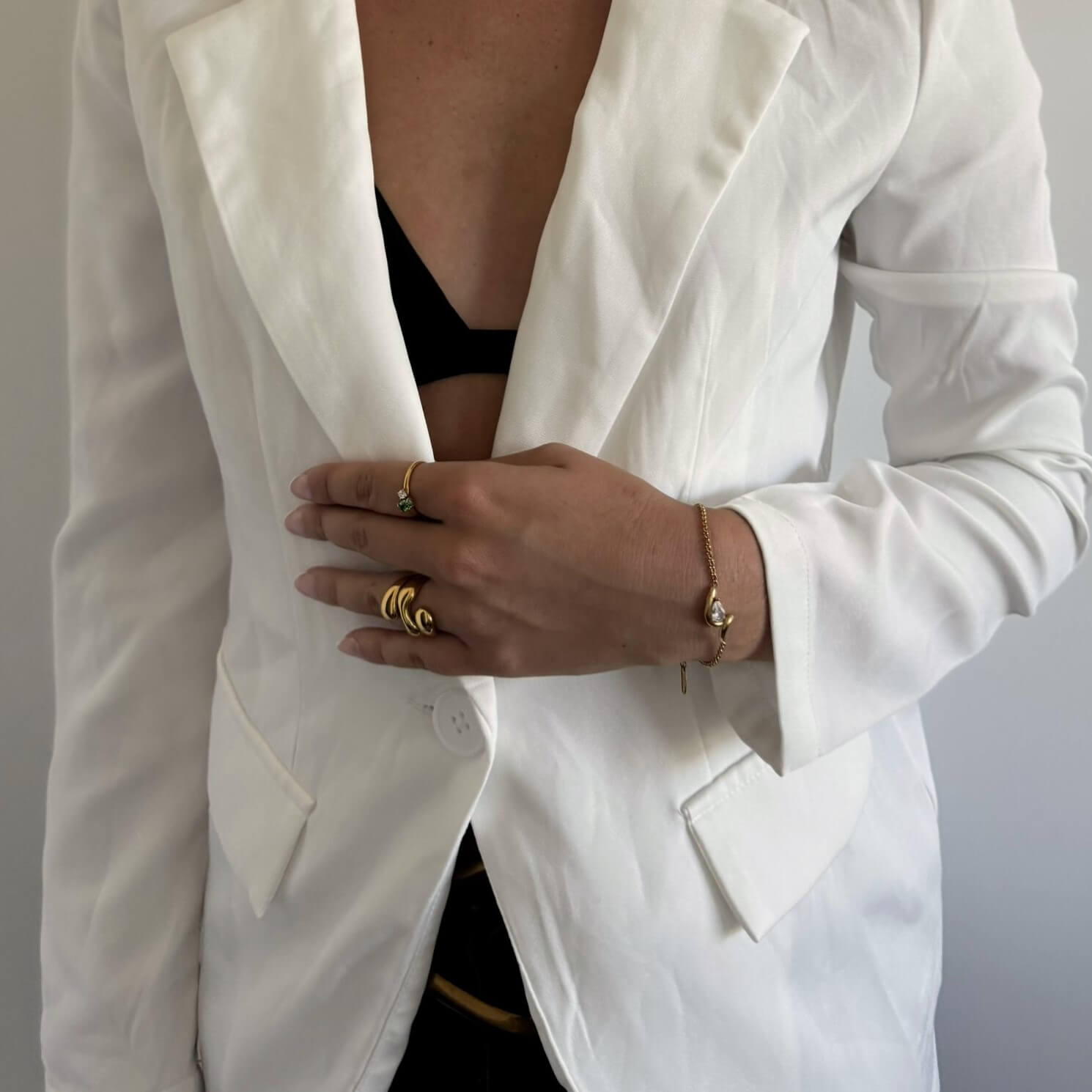 Teardrop Curve Bracelet