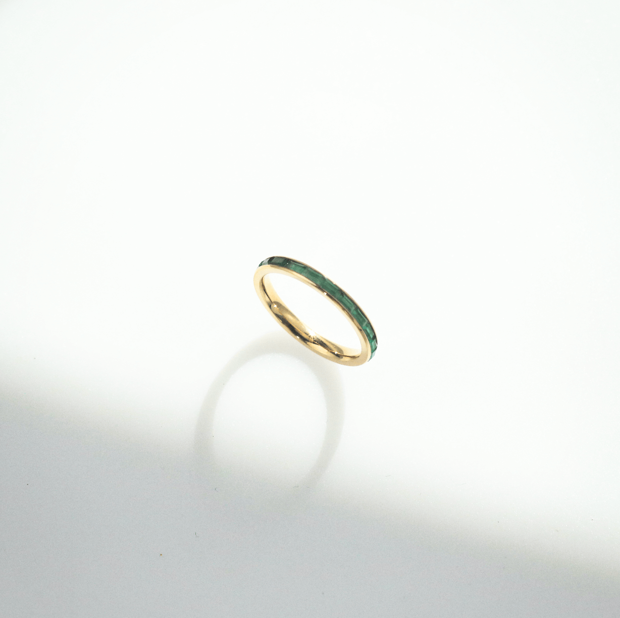 emerald band ring