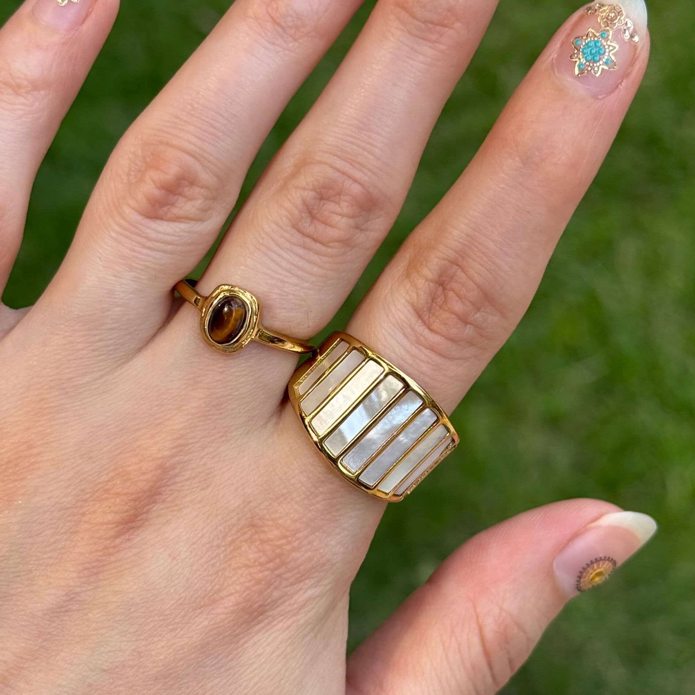 Minimal Tiger's Eye Ring