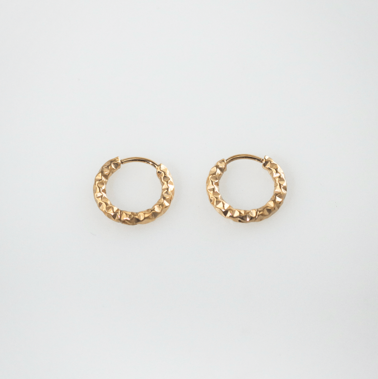 gold hammered hoop earrings