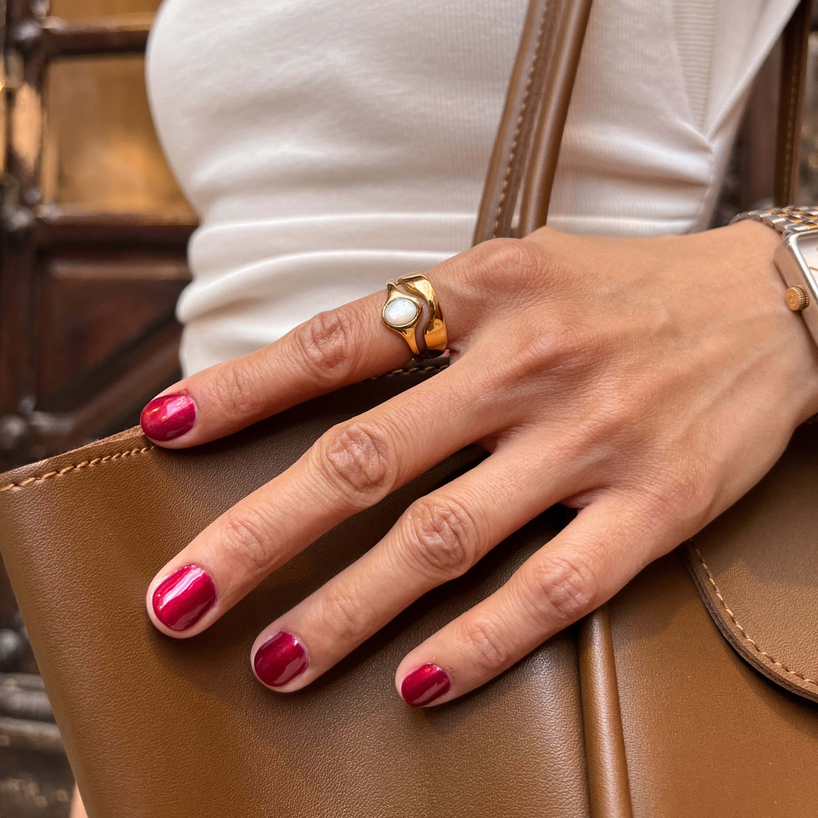 Hugo Ring - White Mother of Pearl