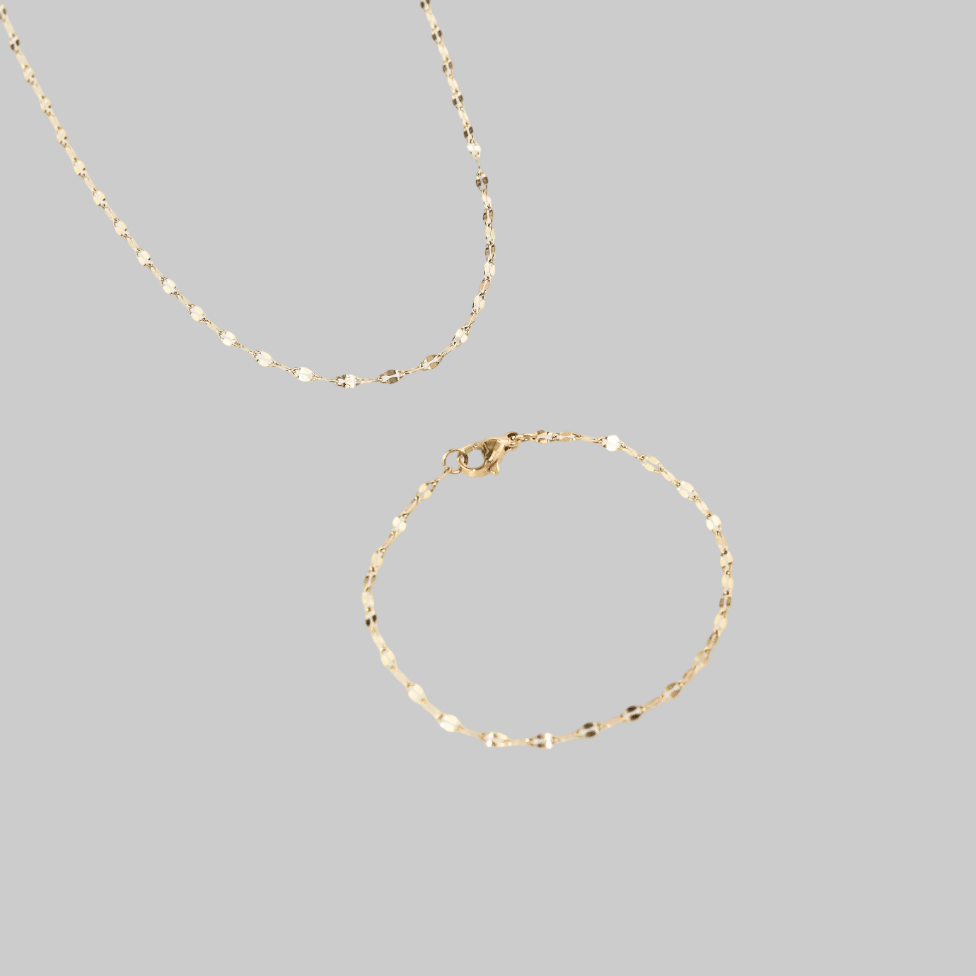 everyday gold bracelet for women