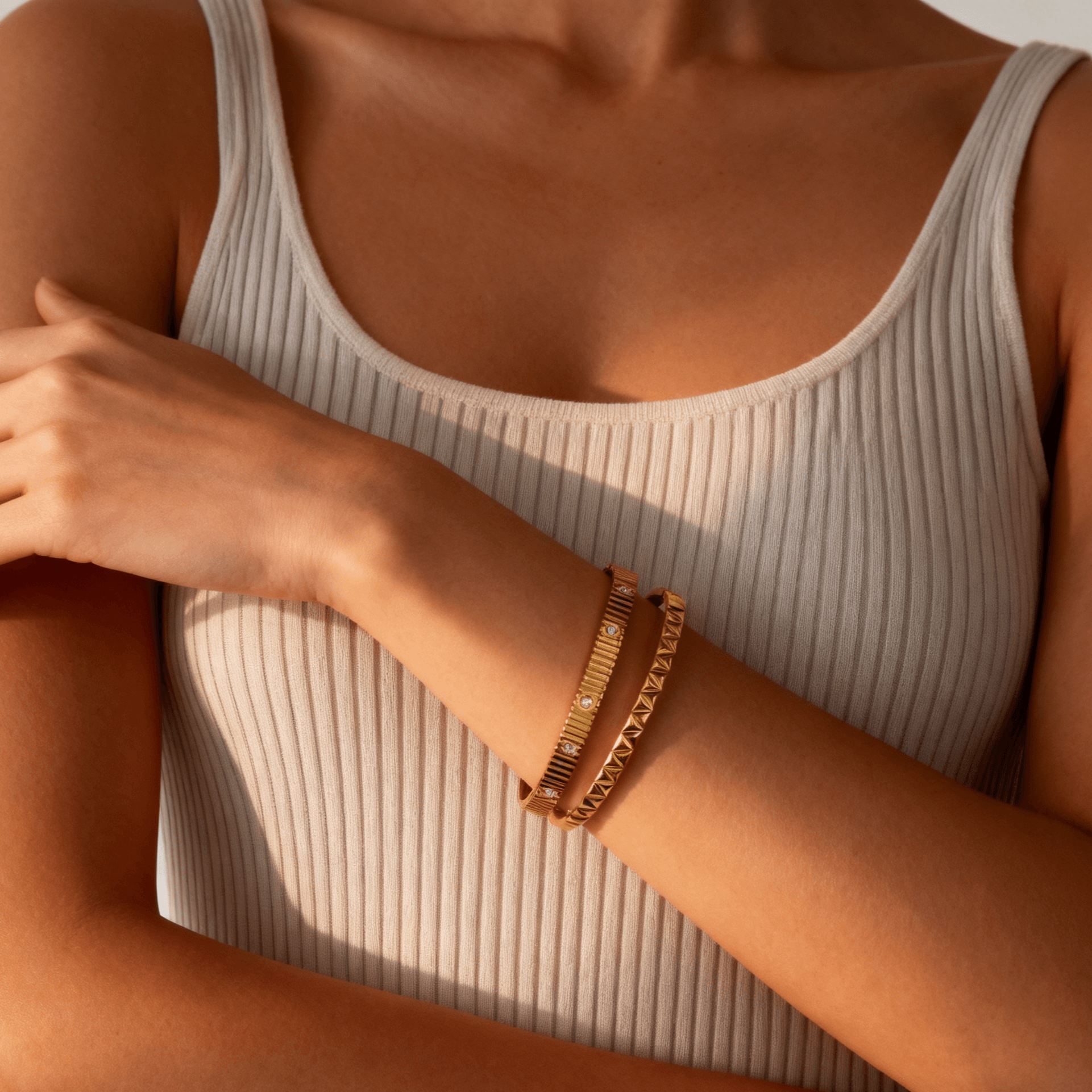 Ribbed Crystal Bangle