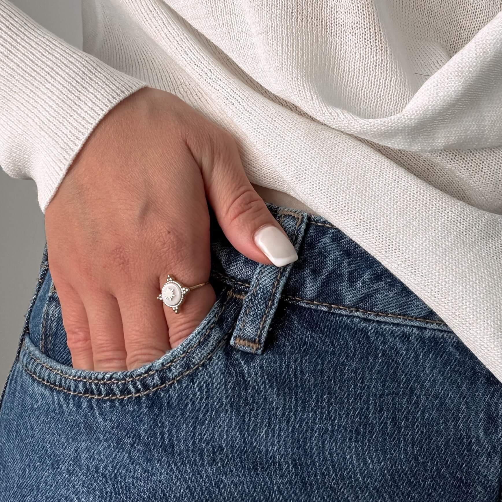 royal-starburst-ring