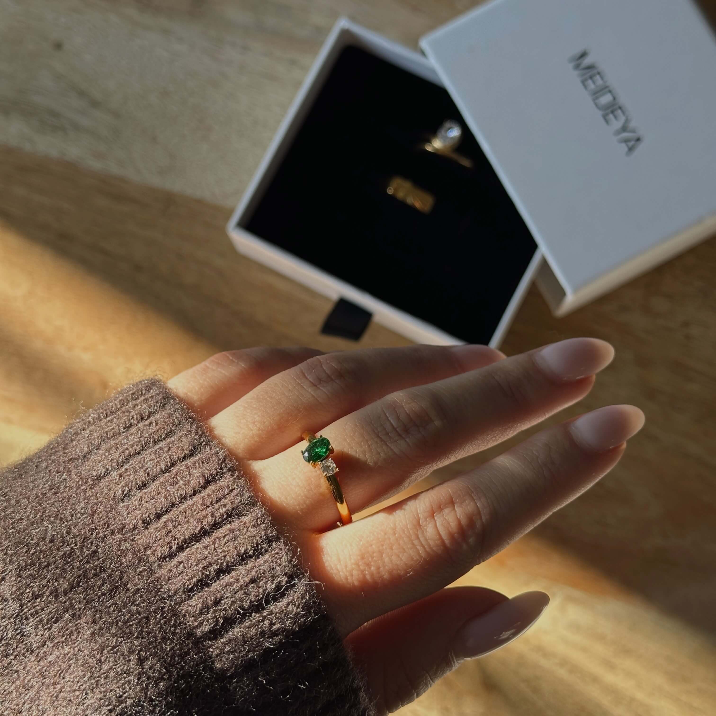 Emerald Sparkle Ring