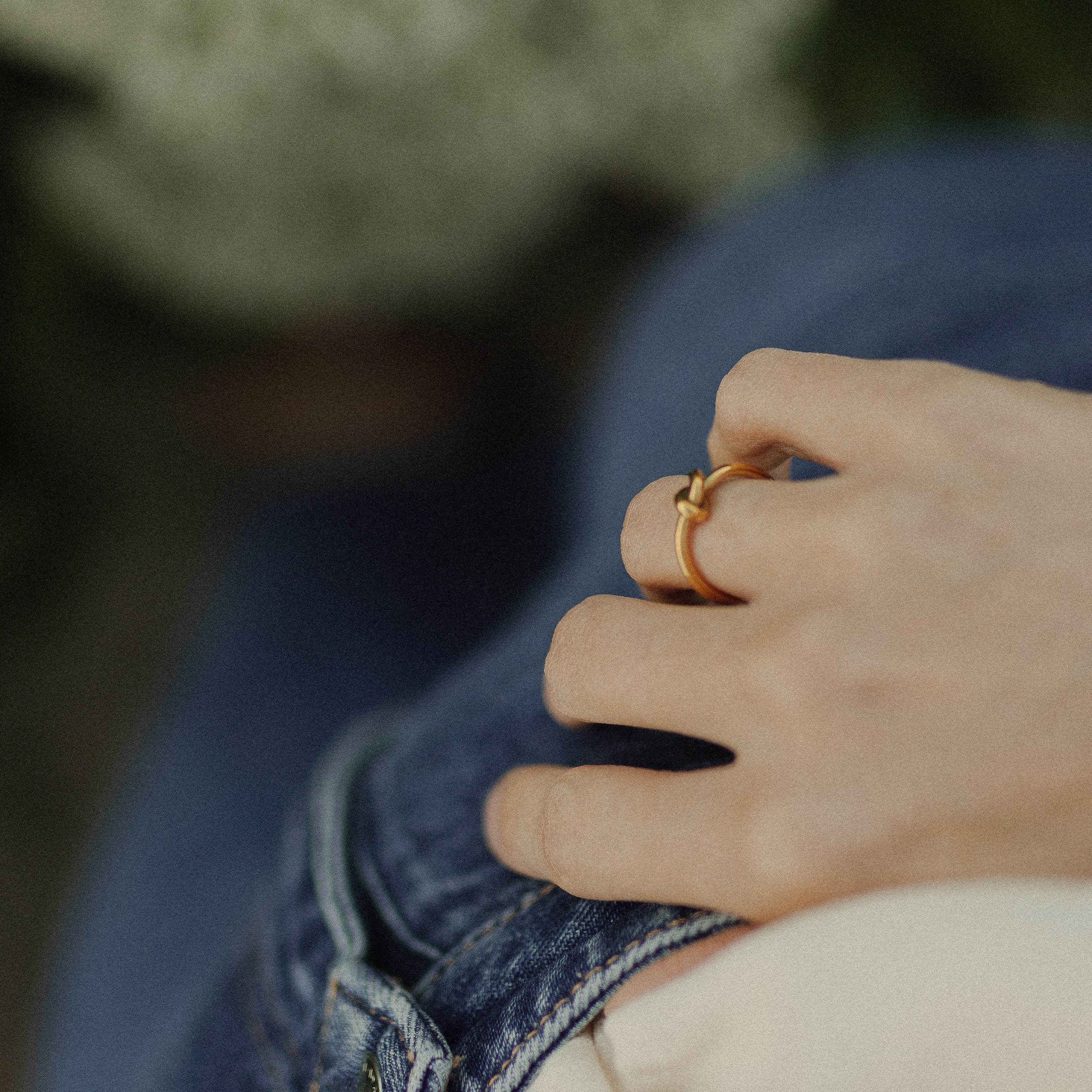 Meideya Jewelry The Knot Ring gold