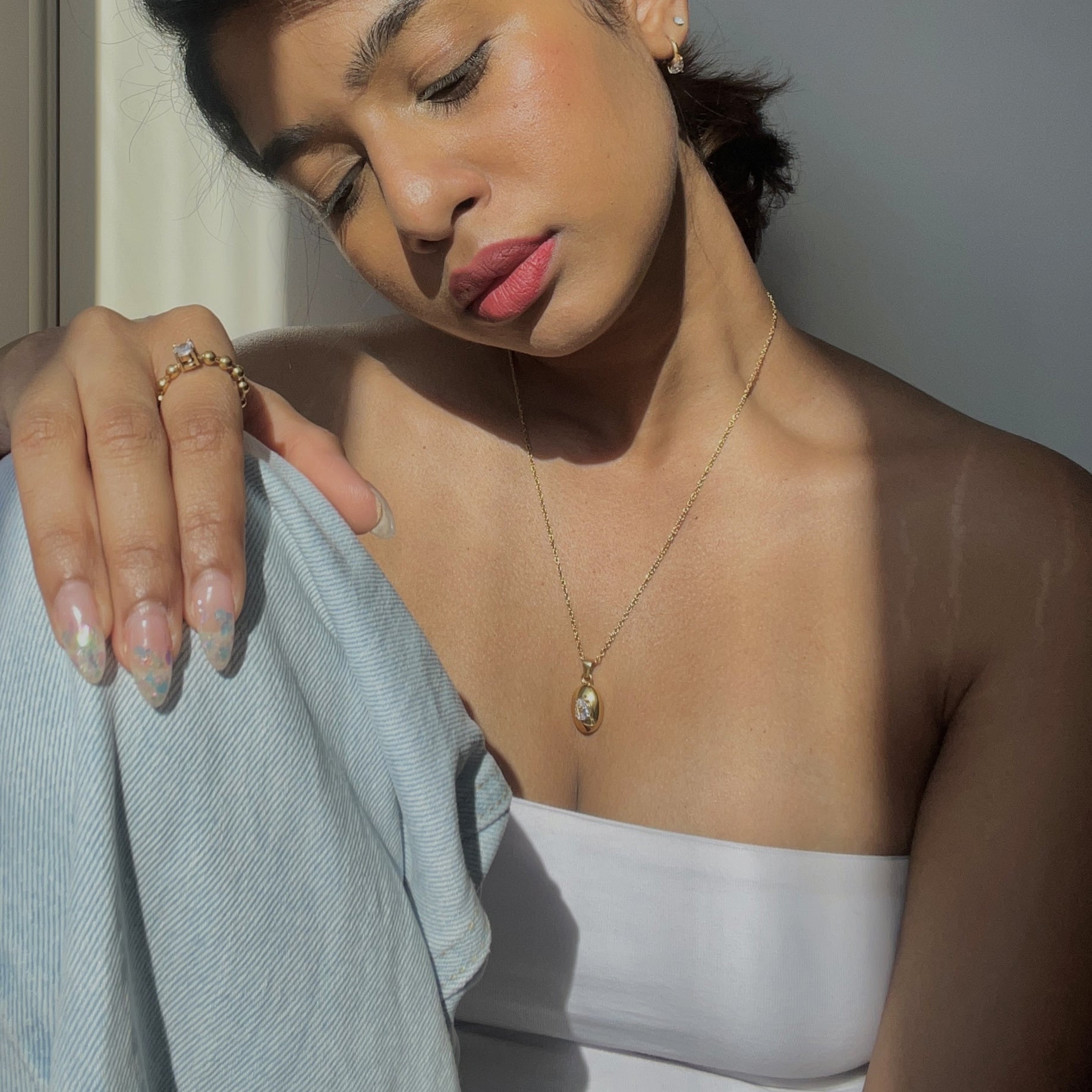 Meideya jewelry the oval pendant necklace