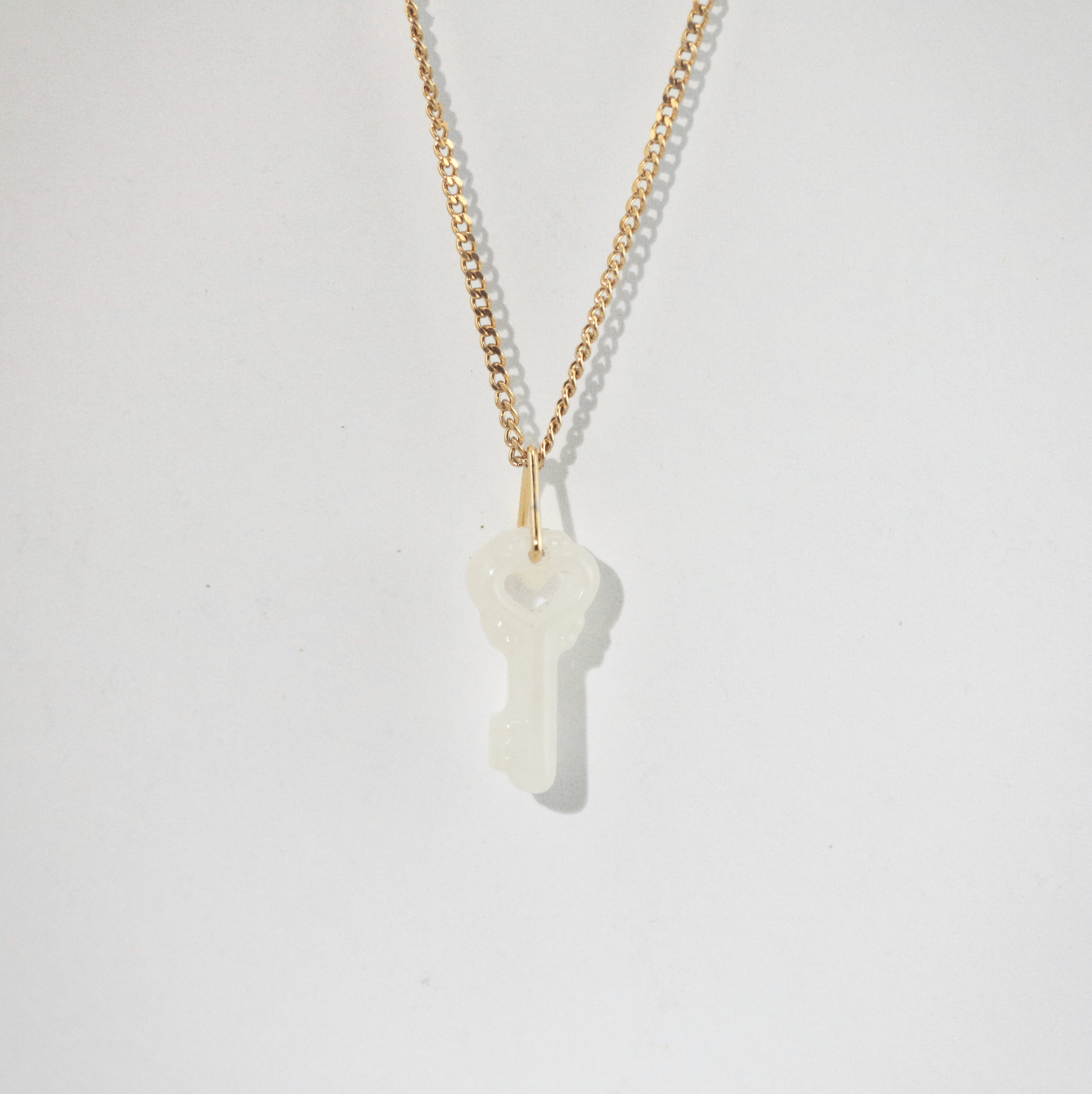 meideya jewelry white jade key pendant necklace