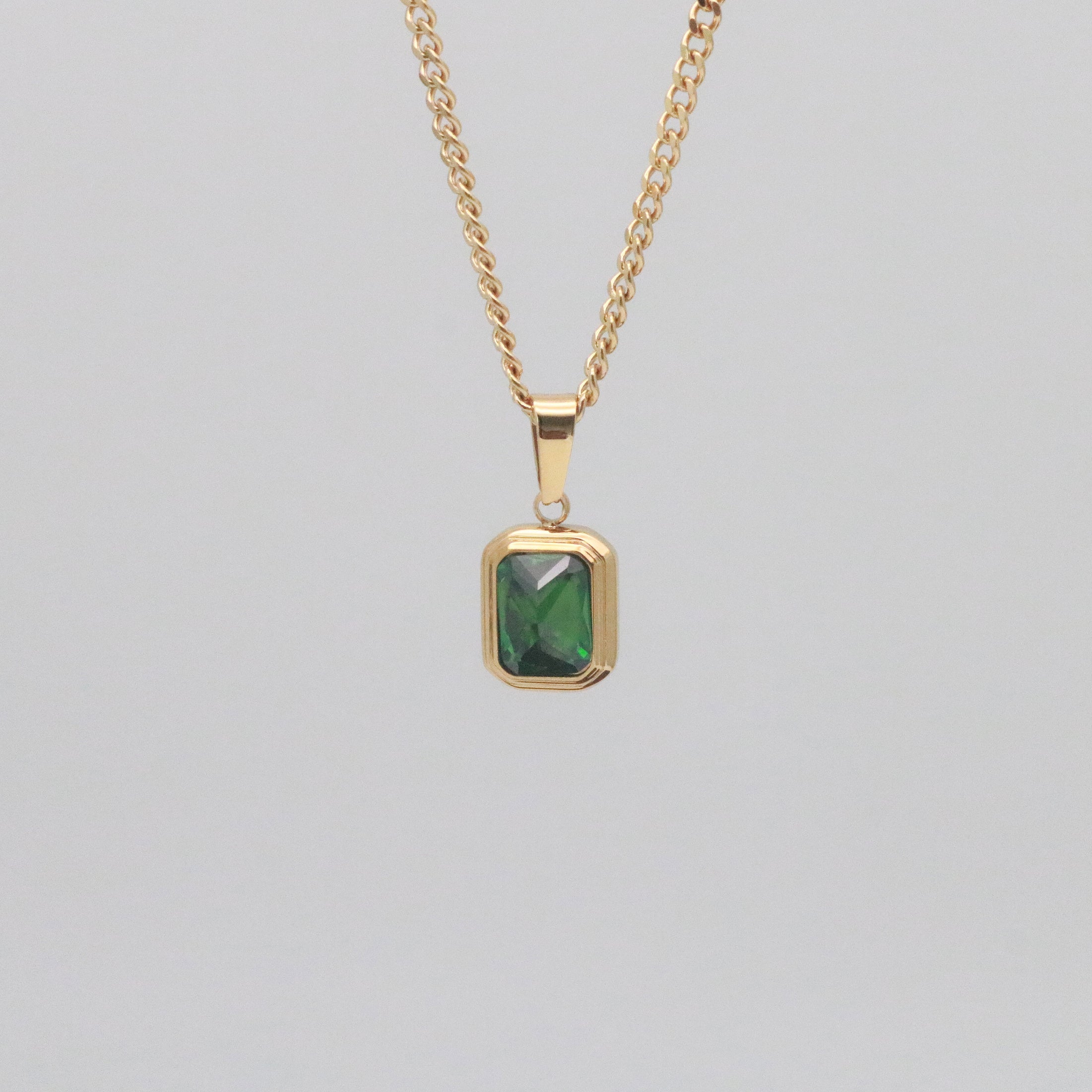 Emerald Stone Pendant Necklace