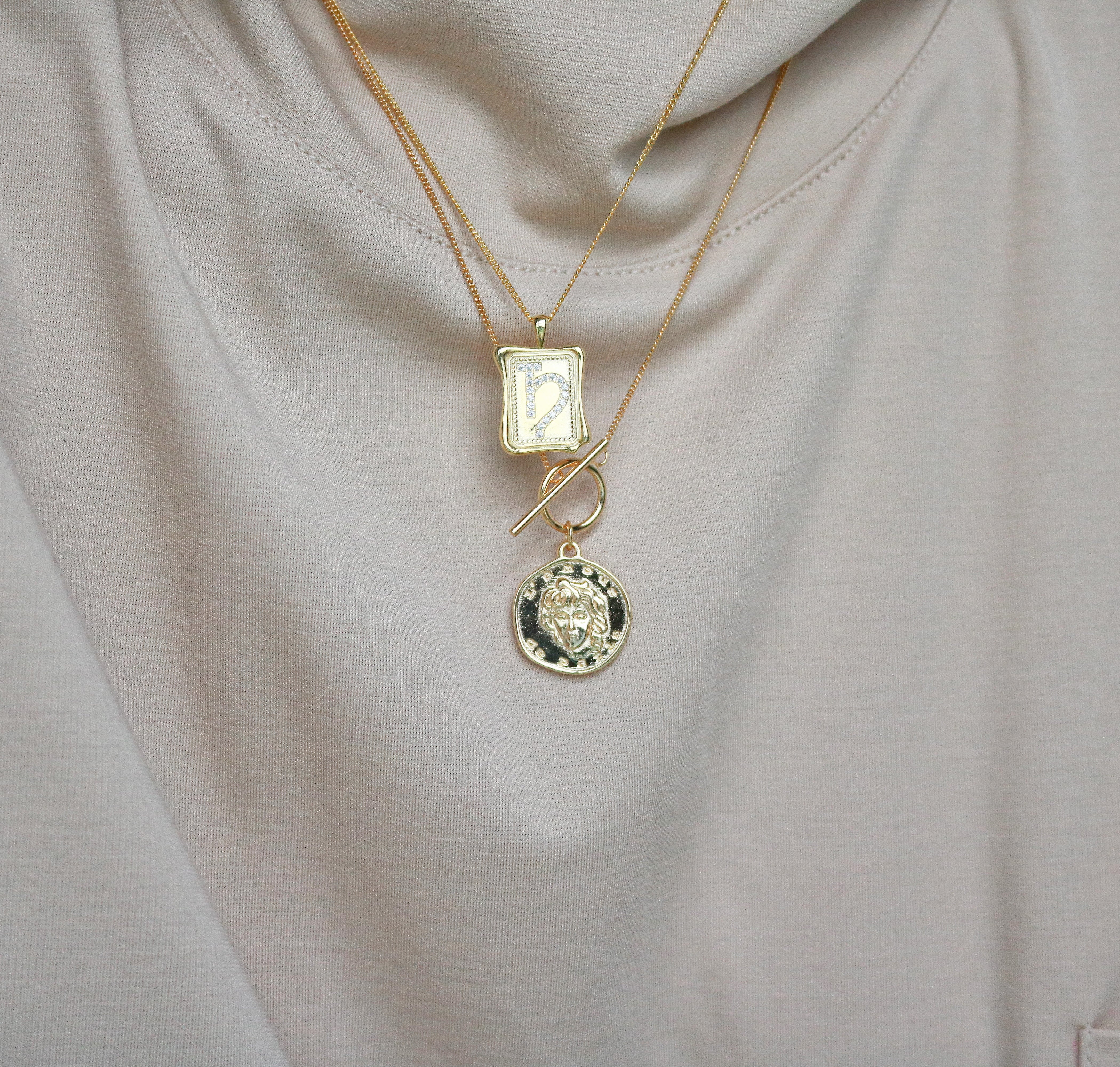 Meideya Jewelry - Medusa layering necklace