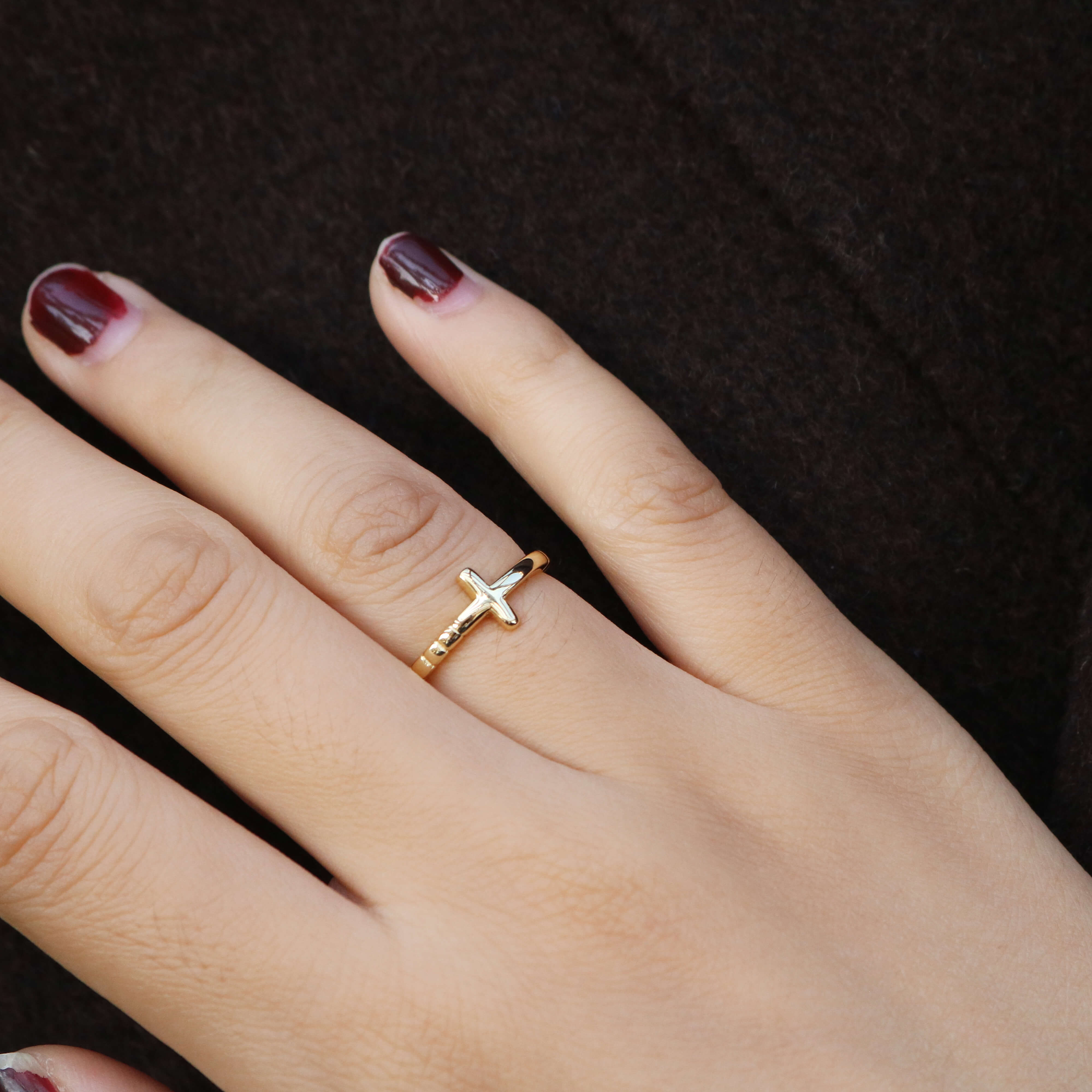 Meideya Jewelry Cara Cross Ring gold vermeil