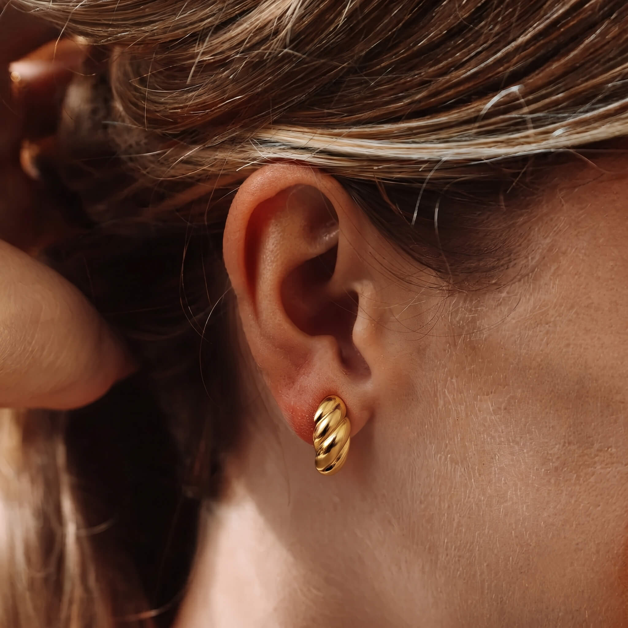 croissant-dome-earrings