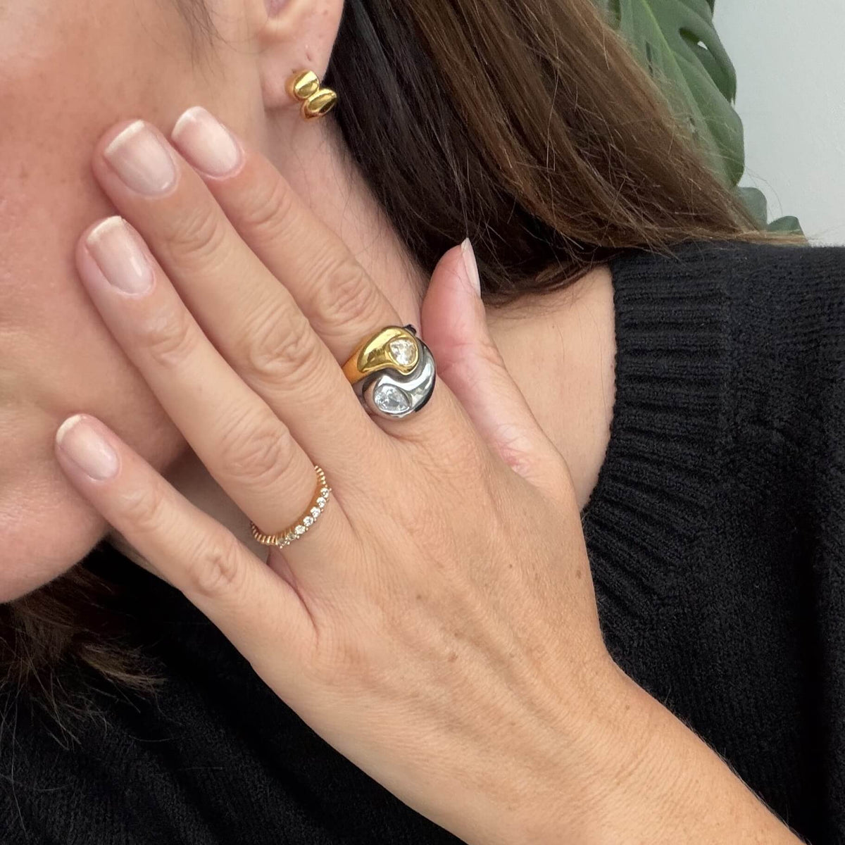 Crystal_Team_Ring
