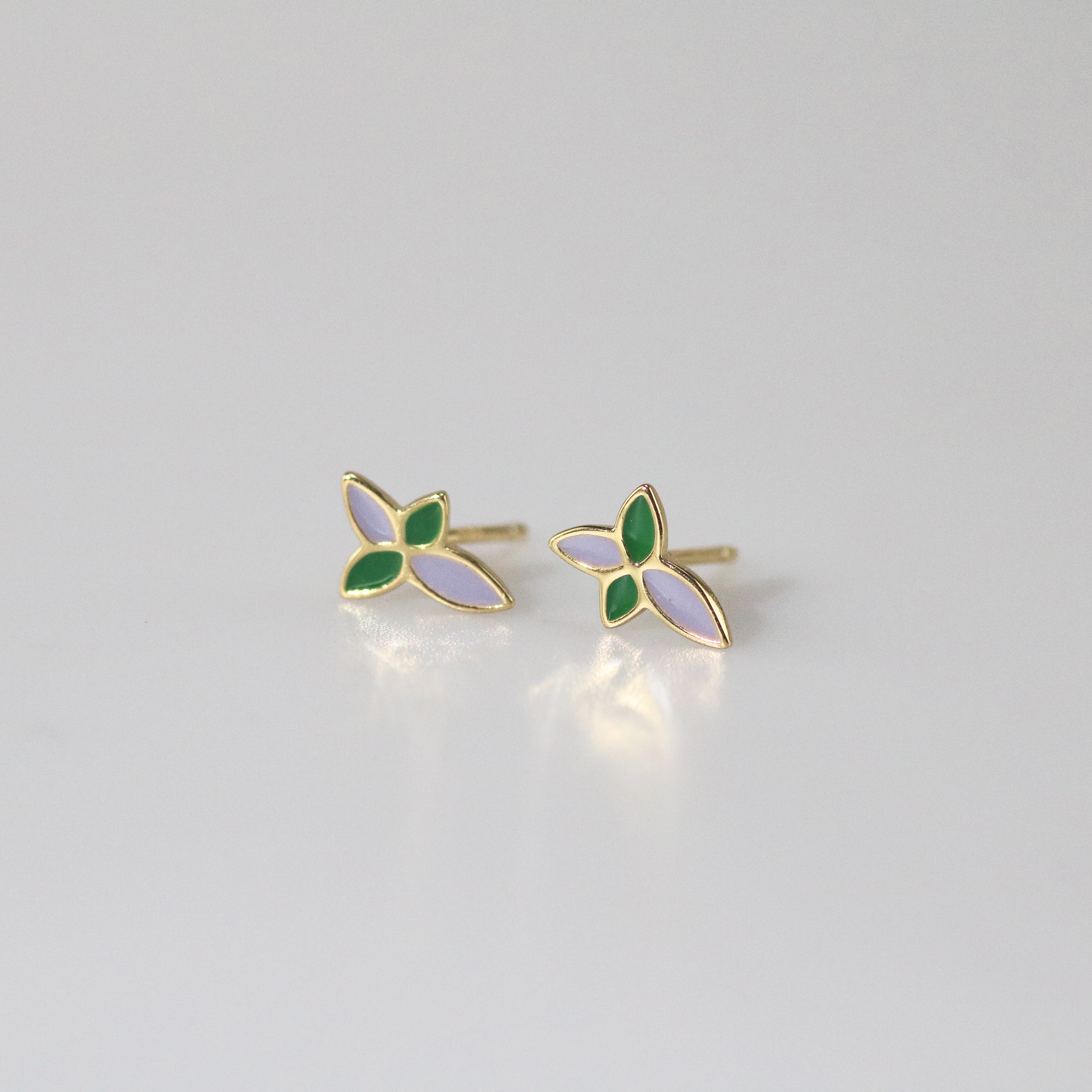 Meideya Jewelry Enamel Leaf Stud Earrings