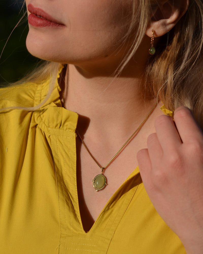 Meideya Jewelry Oval Jade Necklace