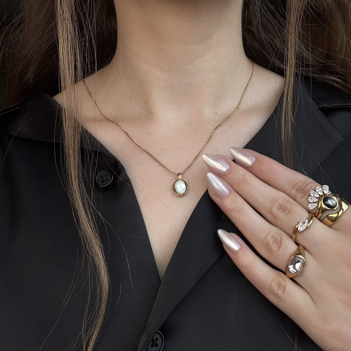 Oval_Moonstone_Necklace