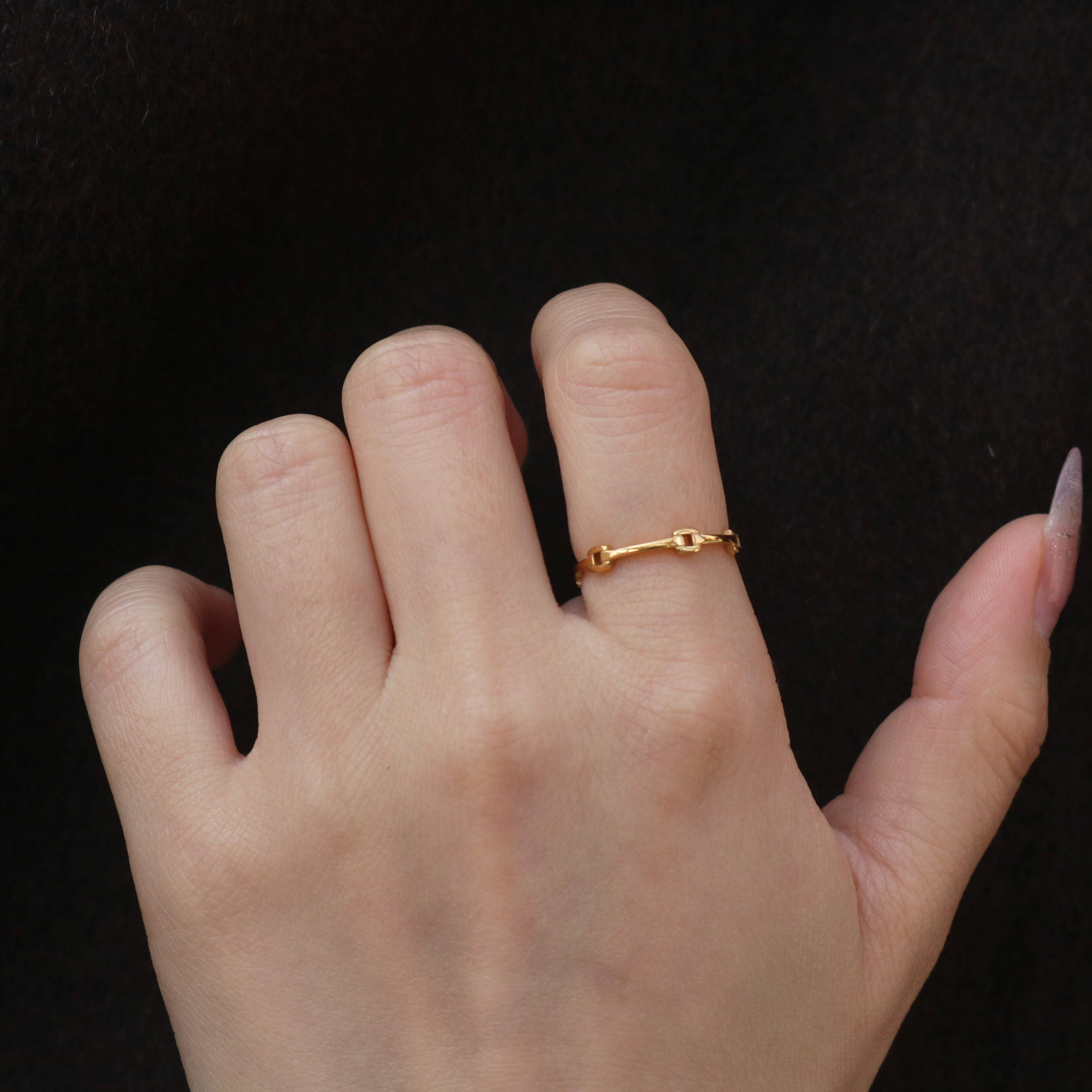 Rectangle Linked Thin Ring