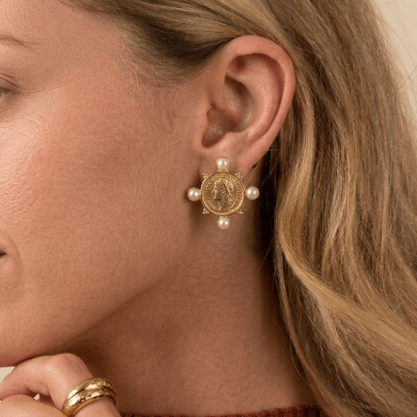 Royal_Medallion_Stud_Earrings