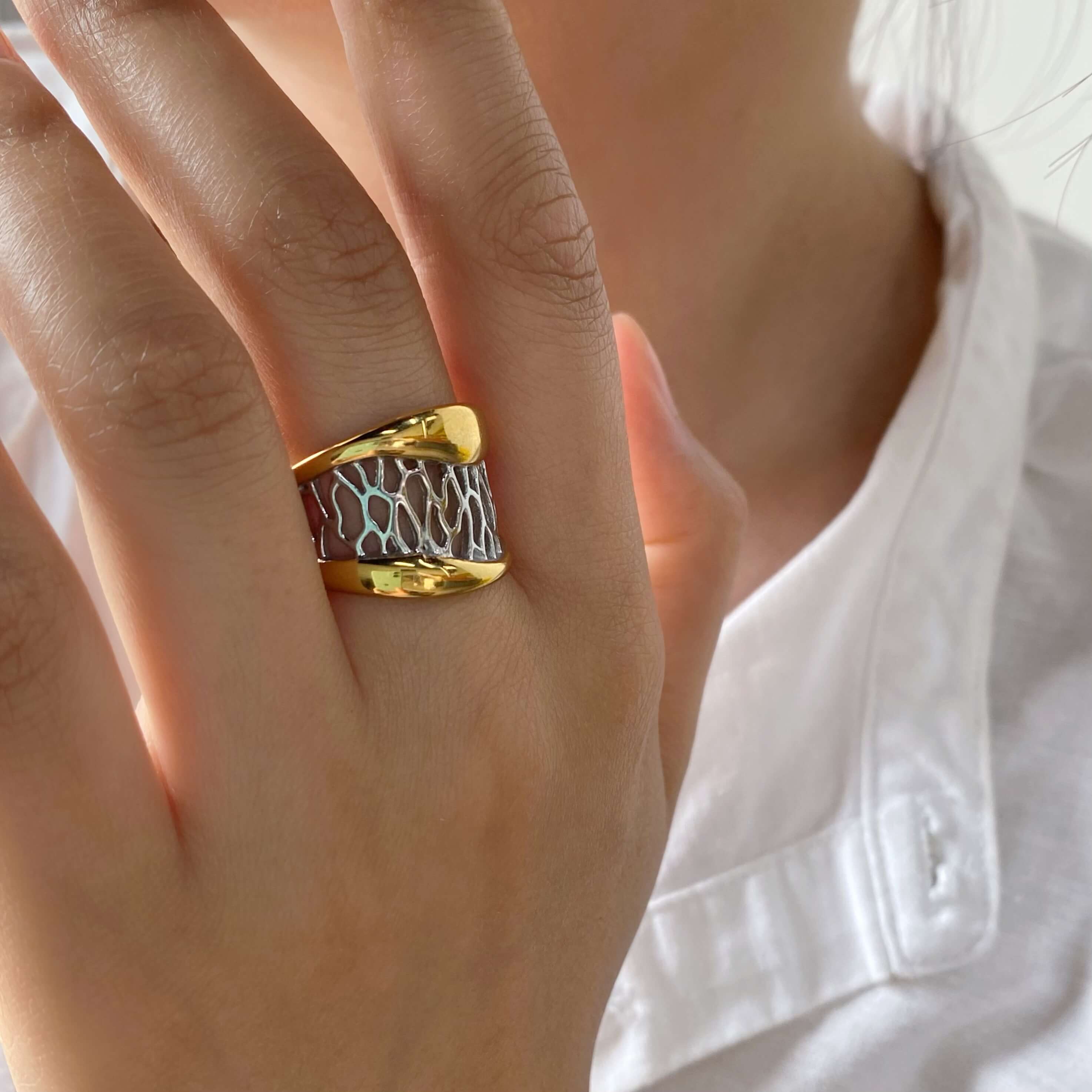 Two Tone Mesh Ring