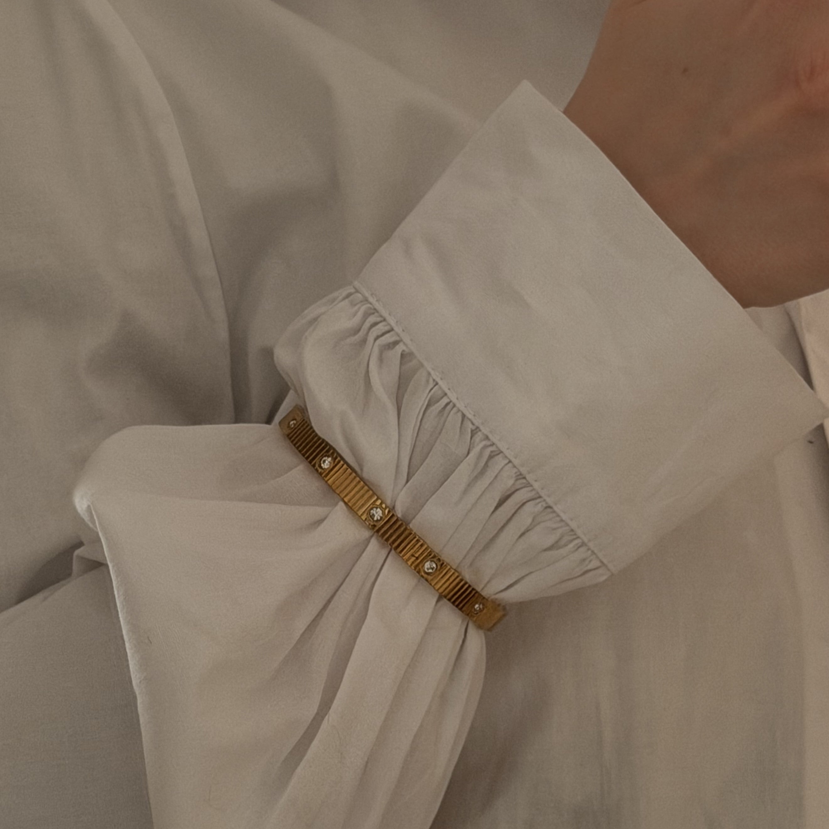 Ribbed Crystal Bangle