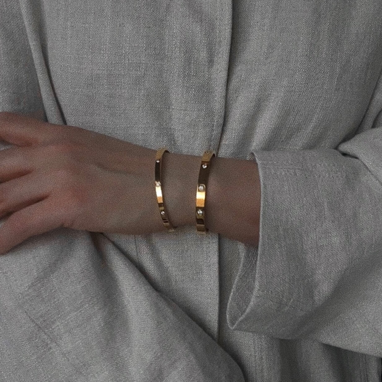 Meideya Jewelry Ollie Bangle Bracelet