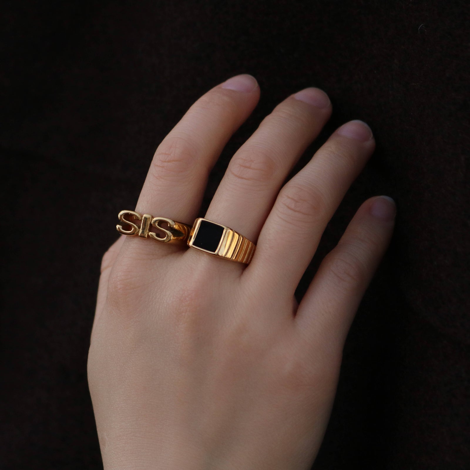 Meideya Jewelry Black Enamel Signet Ring