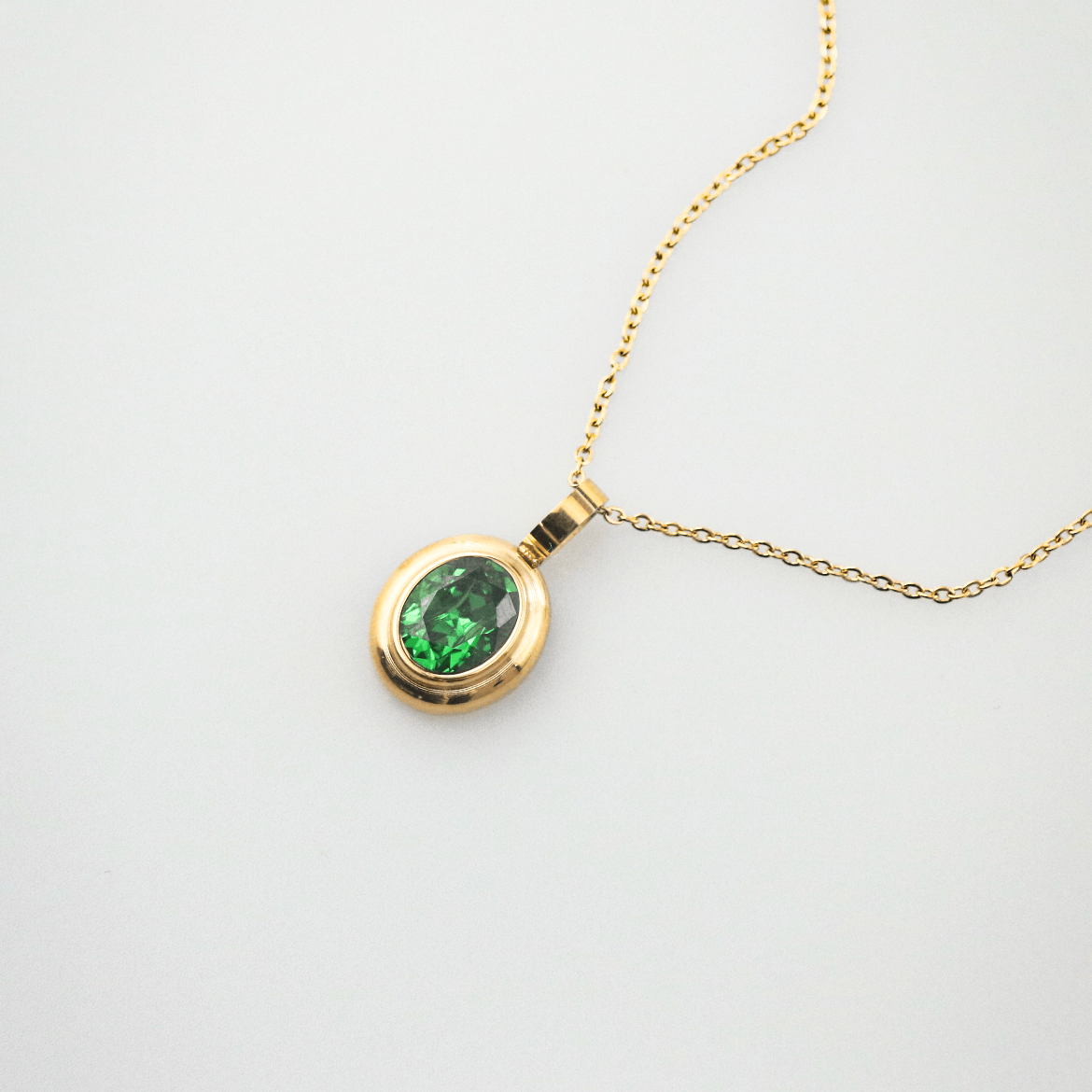 green stone necklace