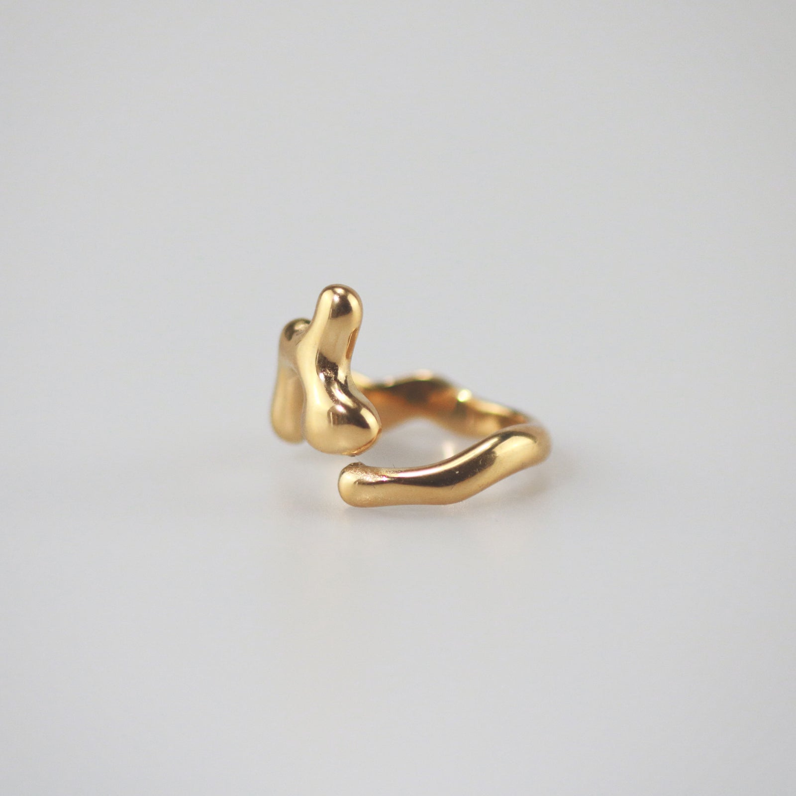 Meideya Jewelry Gold Sculpted Ring