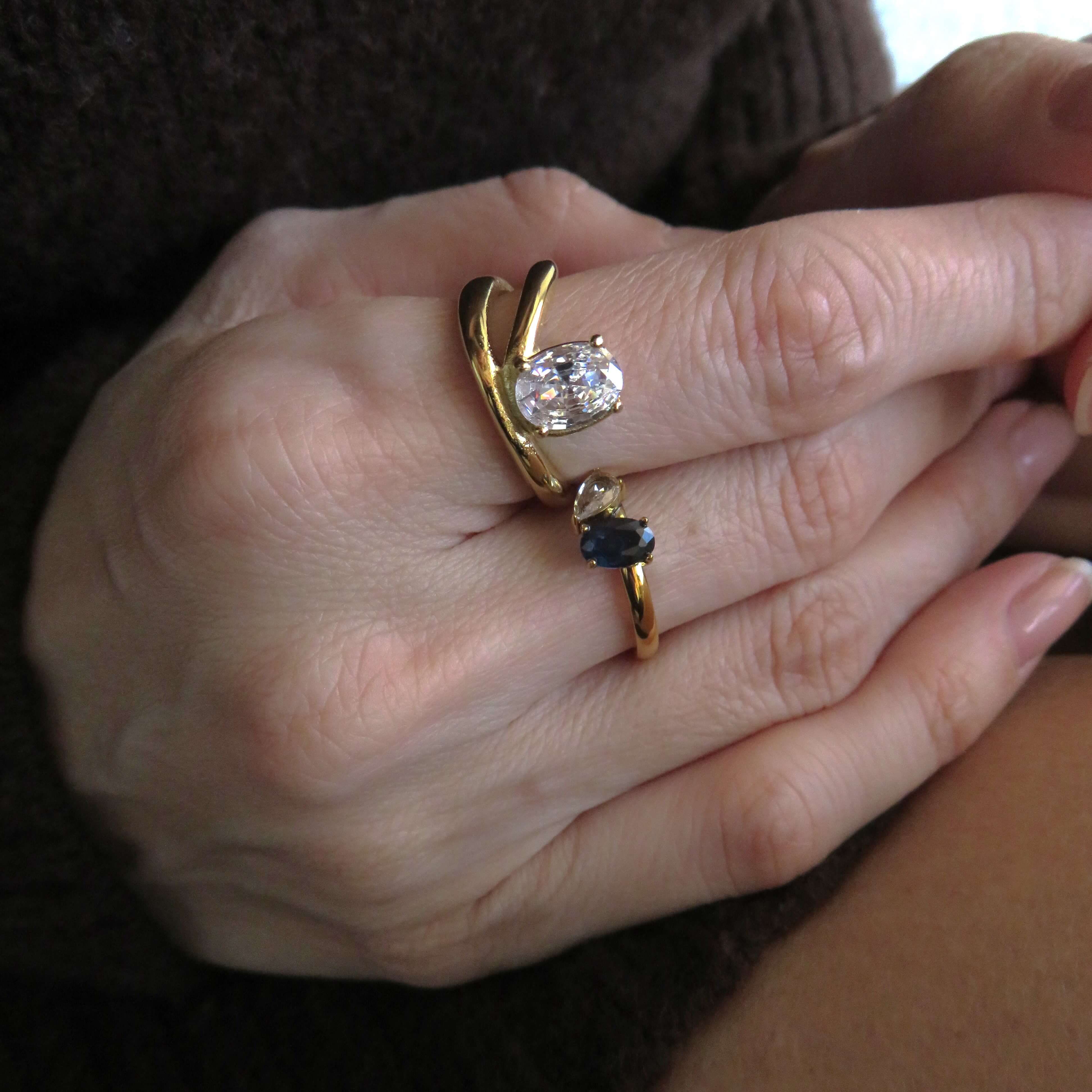 Solitaire Unite Curve Ring