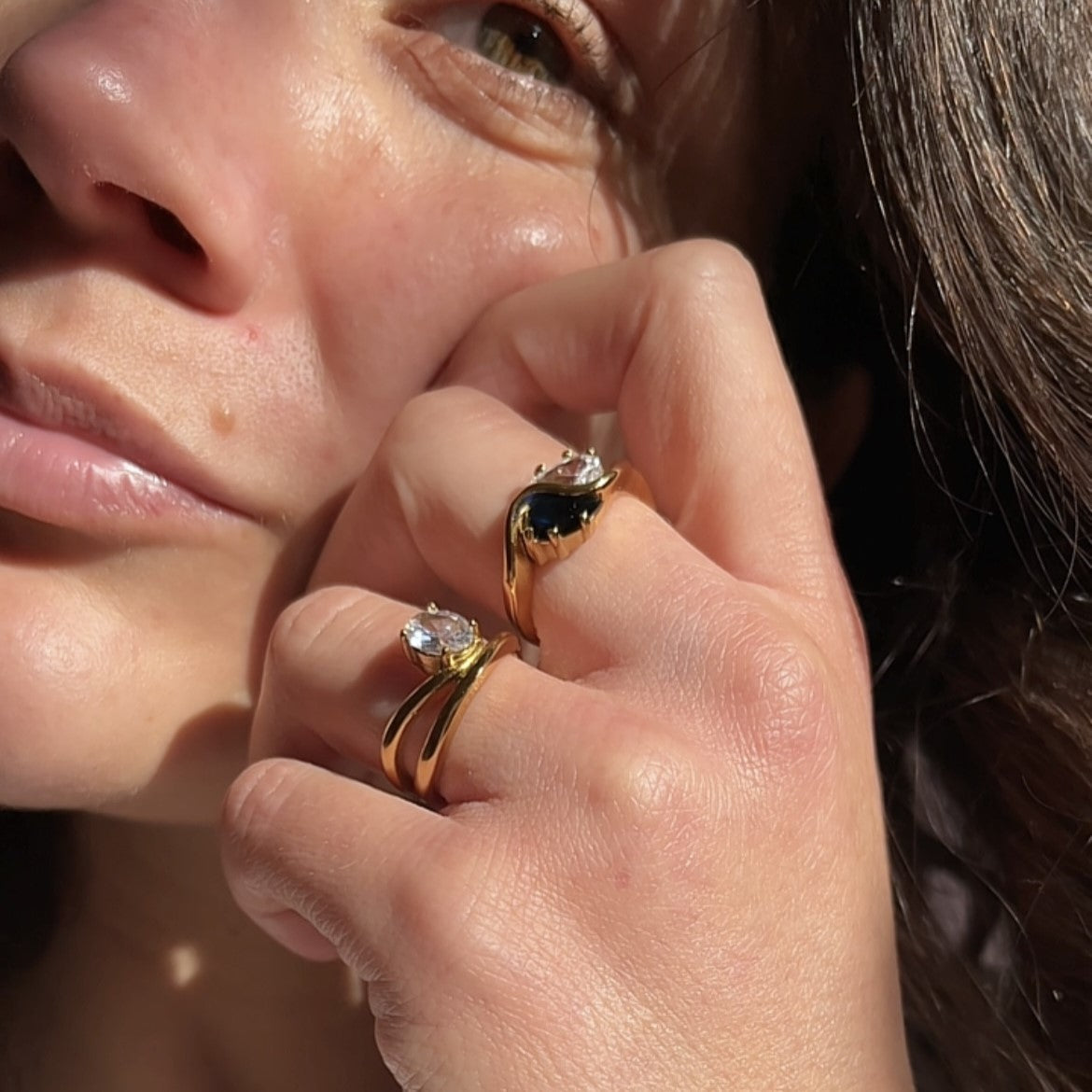 Solitaire Unite Curve Ring