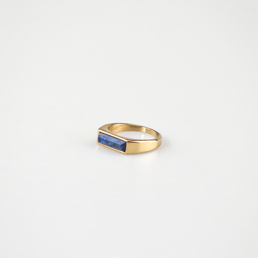 gold lapis lazuli ring