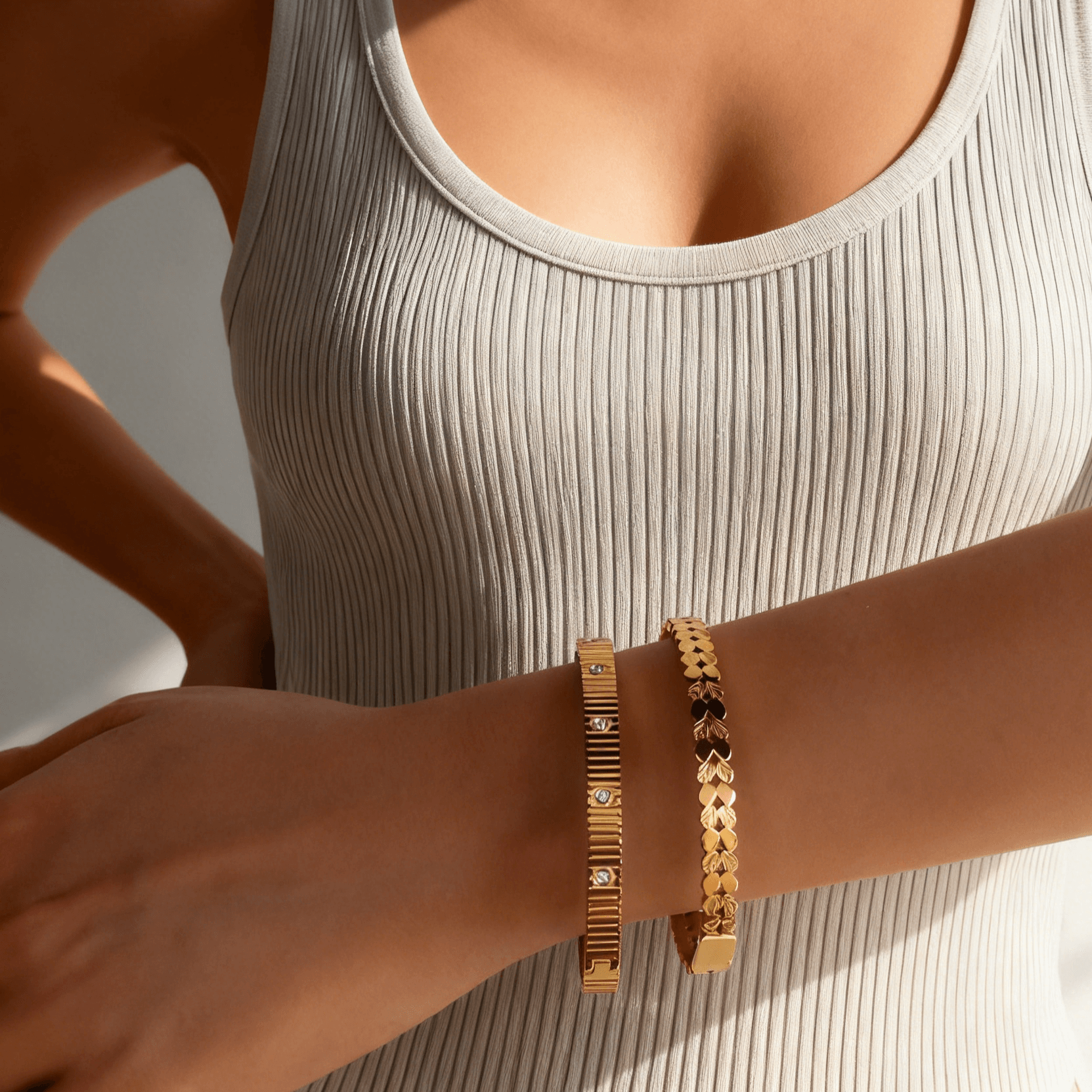 Ribbed Crystal Bangle