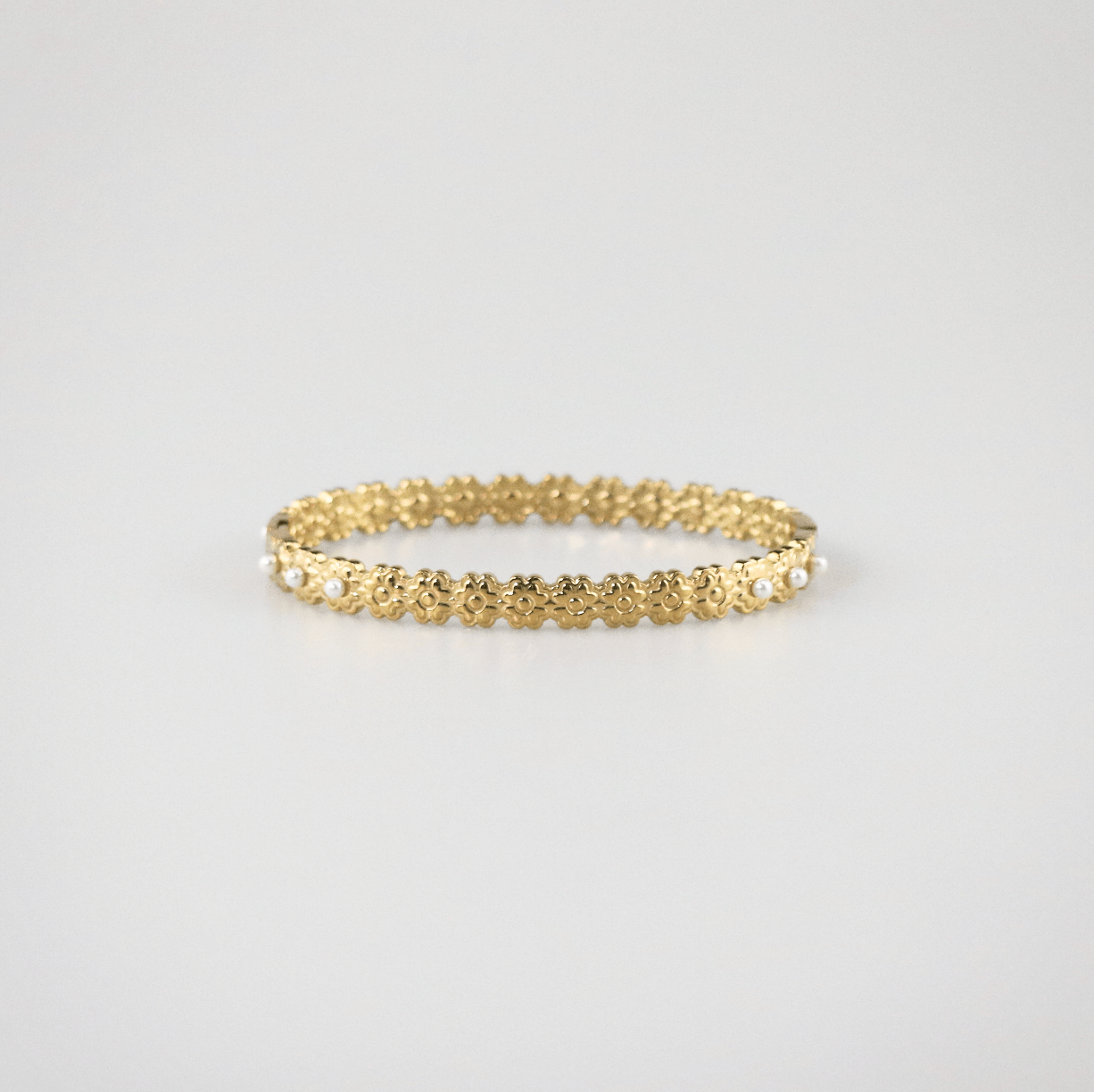 gold bangle for women