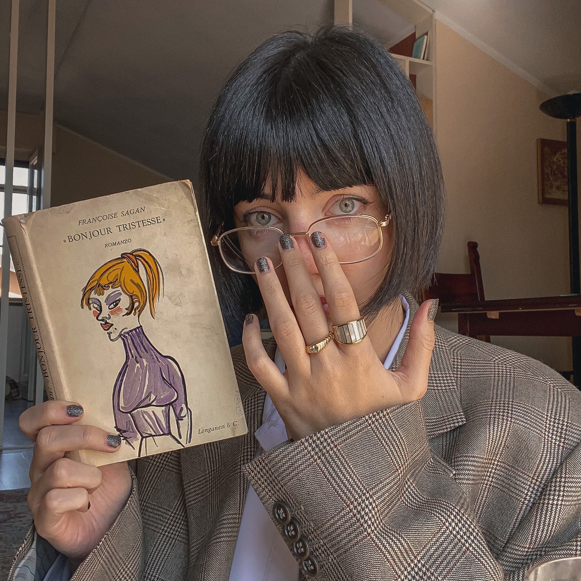 ring with mother of pearl