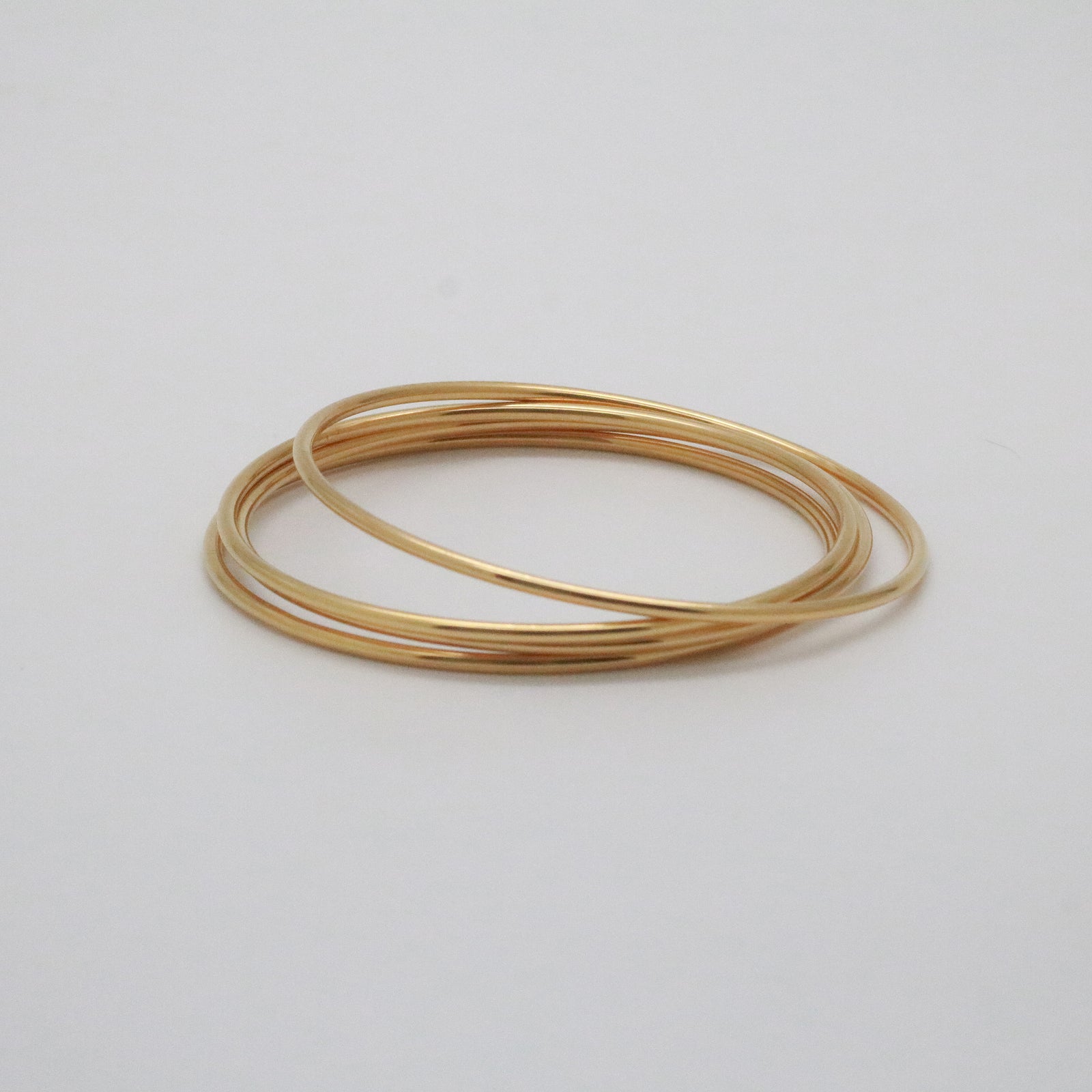 gold thin bangle bracelet 